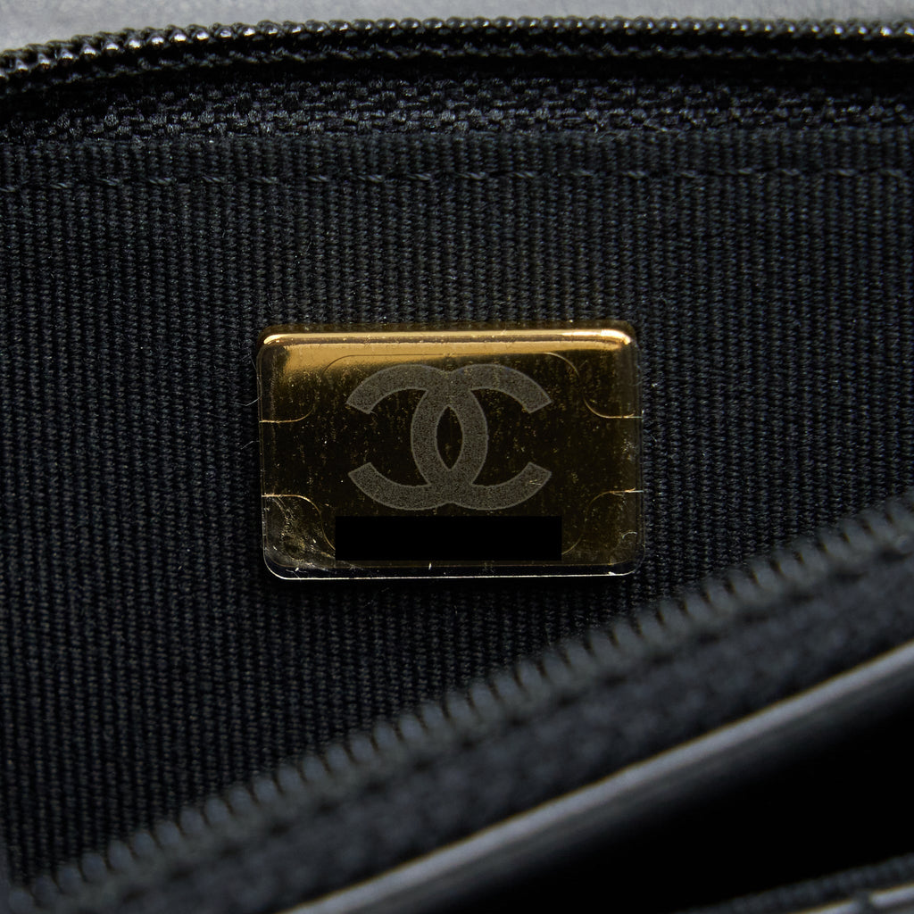 Chanel 22K Gold Pillar Wallet On Chain Lambskin Black Brushed (Microchip)