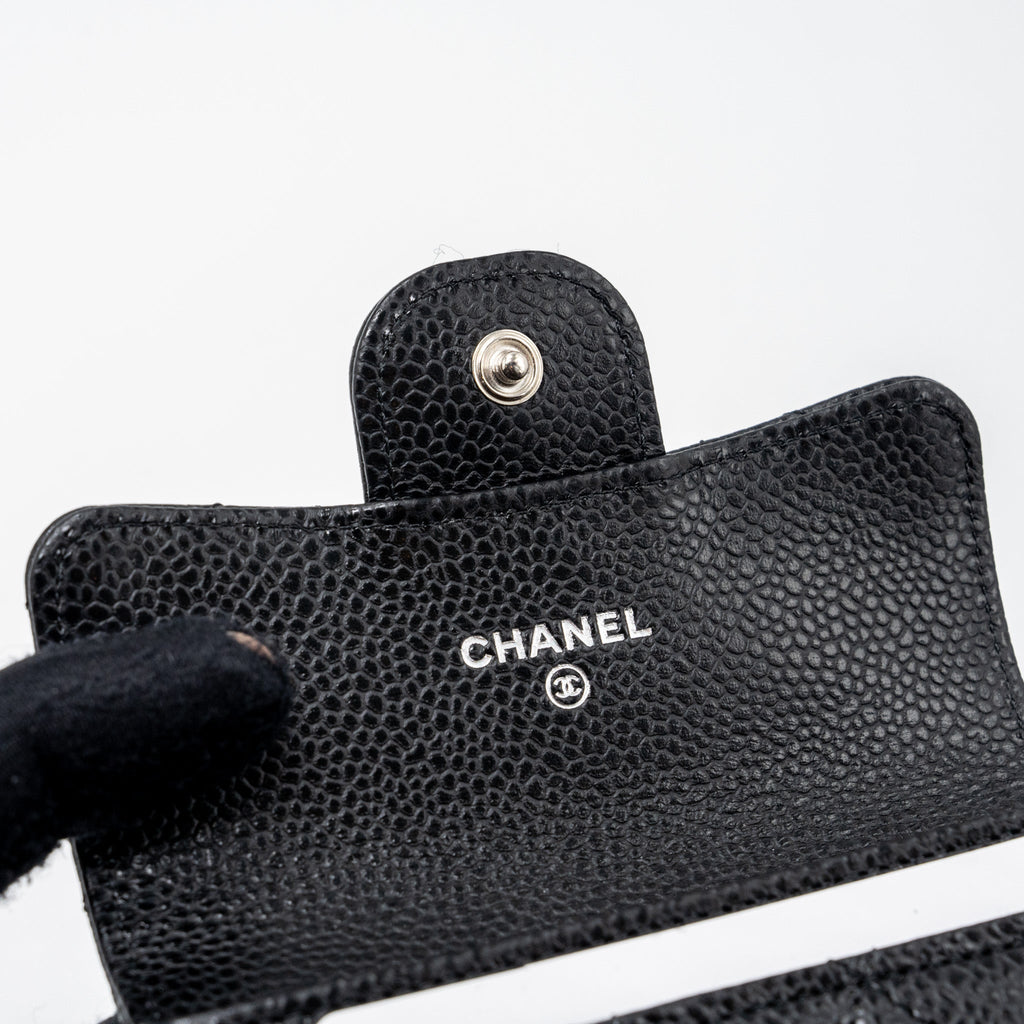 Chanel classic flap card holder caviar black  (microchip)