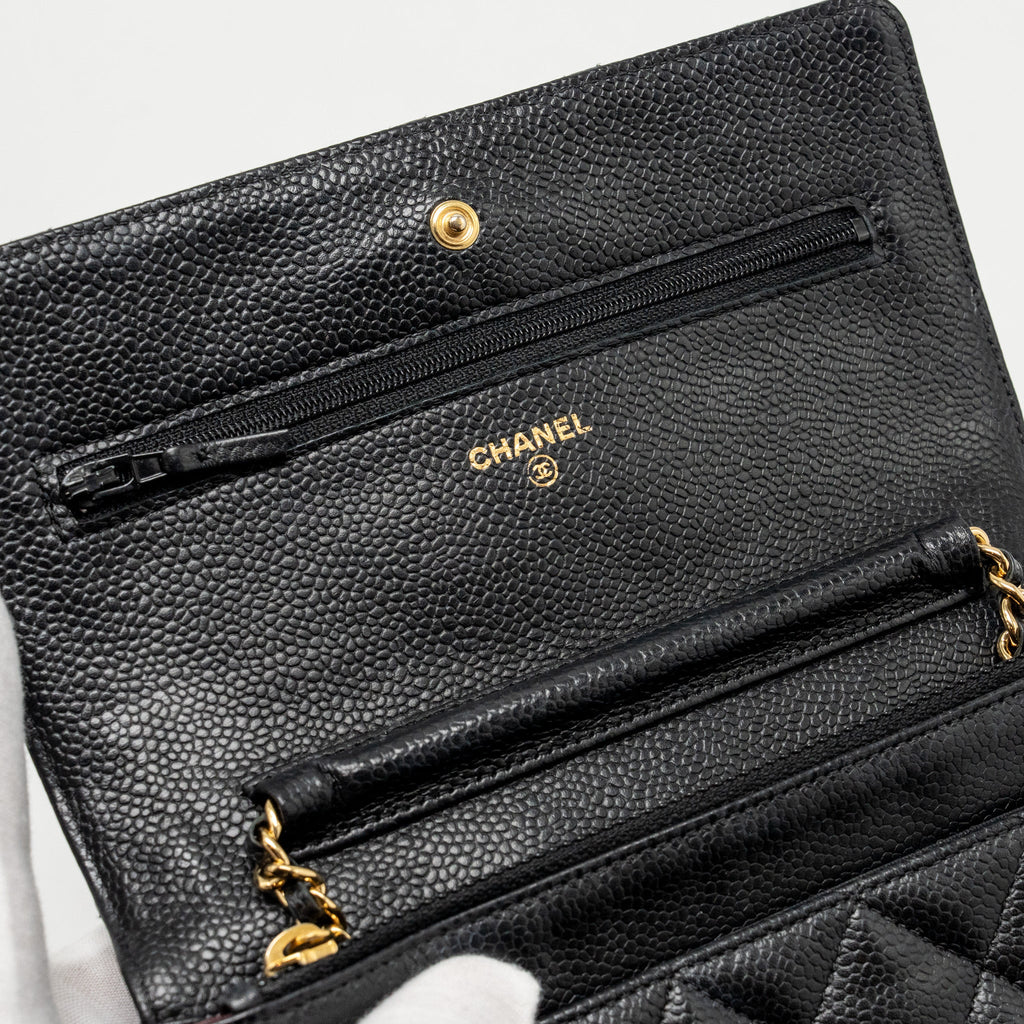 Chanel Classic wallet on chain caviar Black