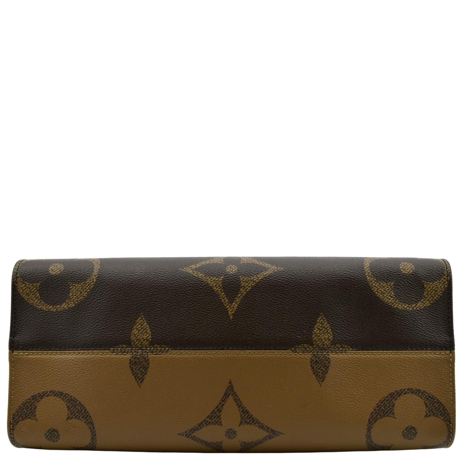 LOUIS VUITTON Onthego MM Giant Monogram Canvas Tote Shoulder Bag Brown