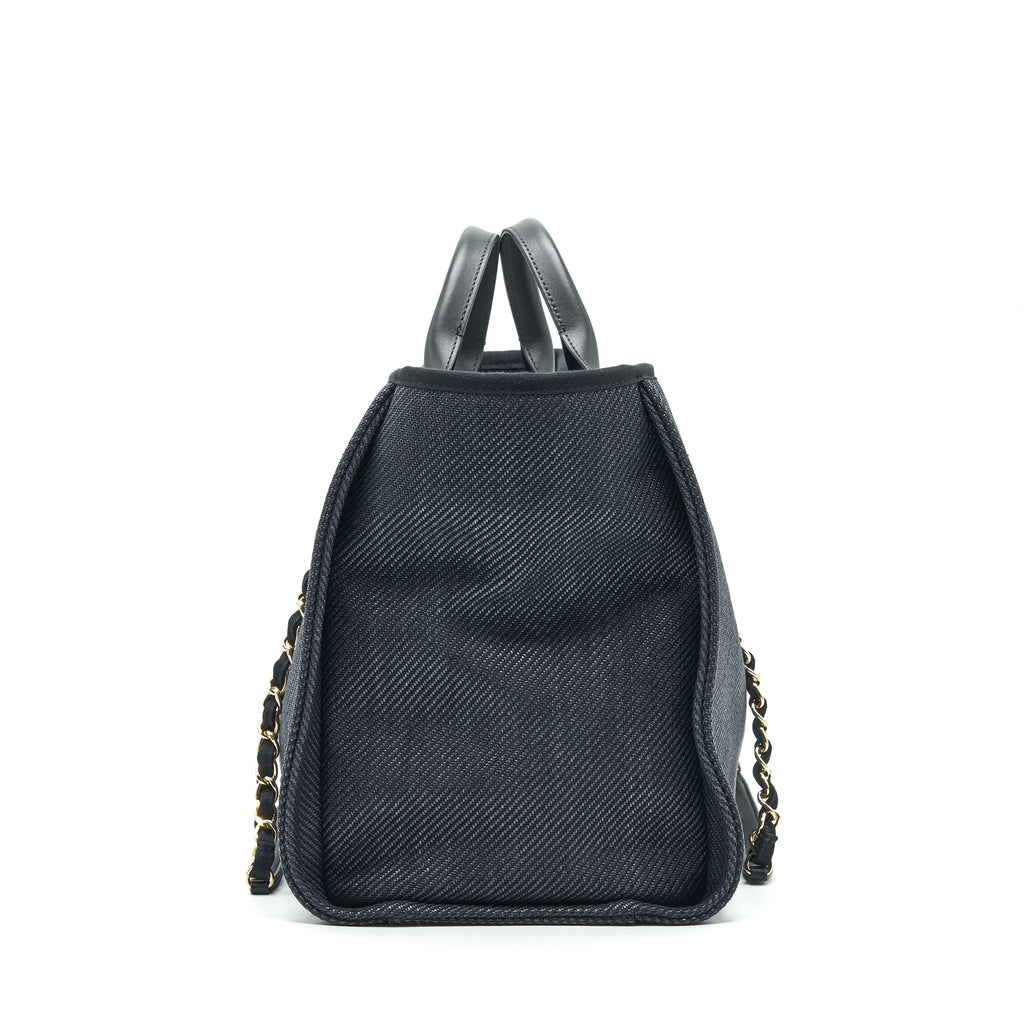 CHANEL MEDIUM DEAUVILLE TOTE IN BLACK