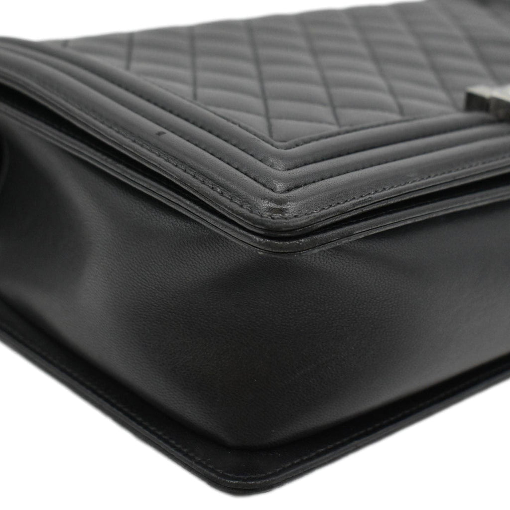 CHANEL Boy Flap Medium Quilted Leather Shoulder Bag Black