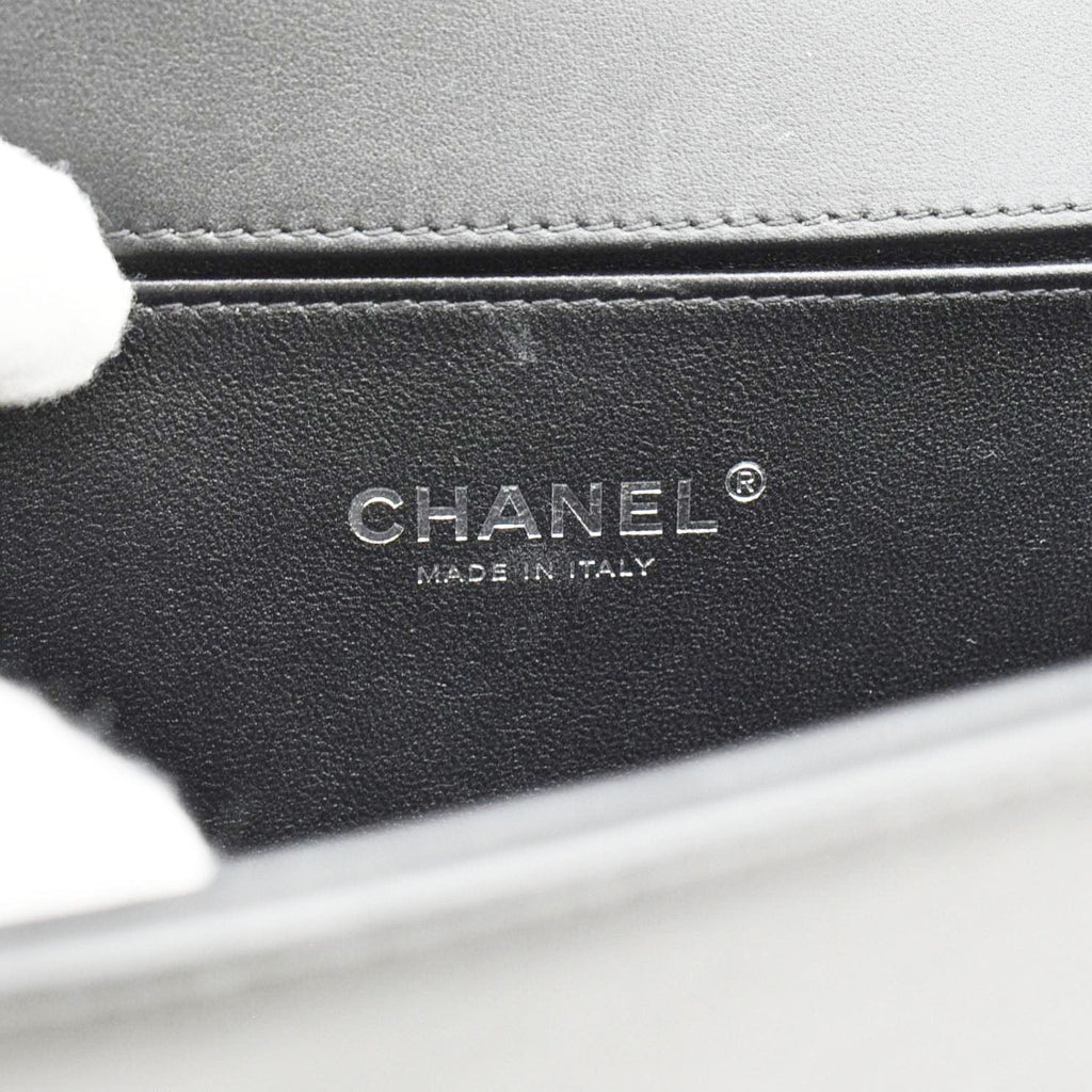 CHANEL Boy Flap Medium Quilted Leather Shoulder Bag Black