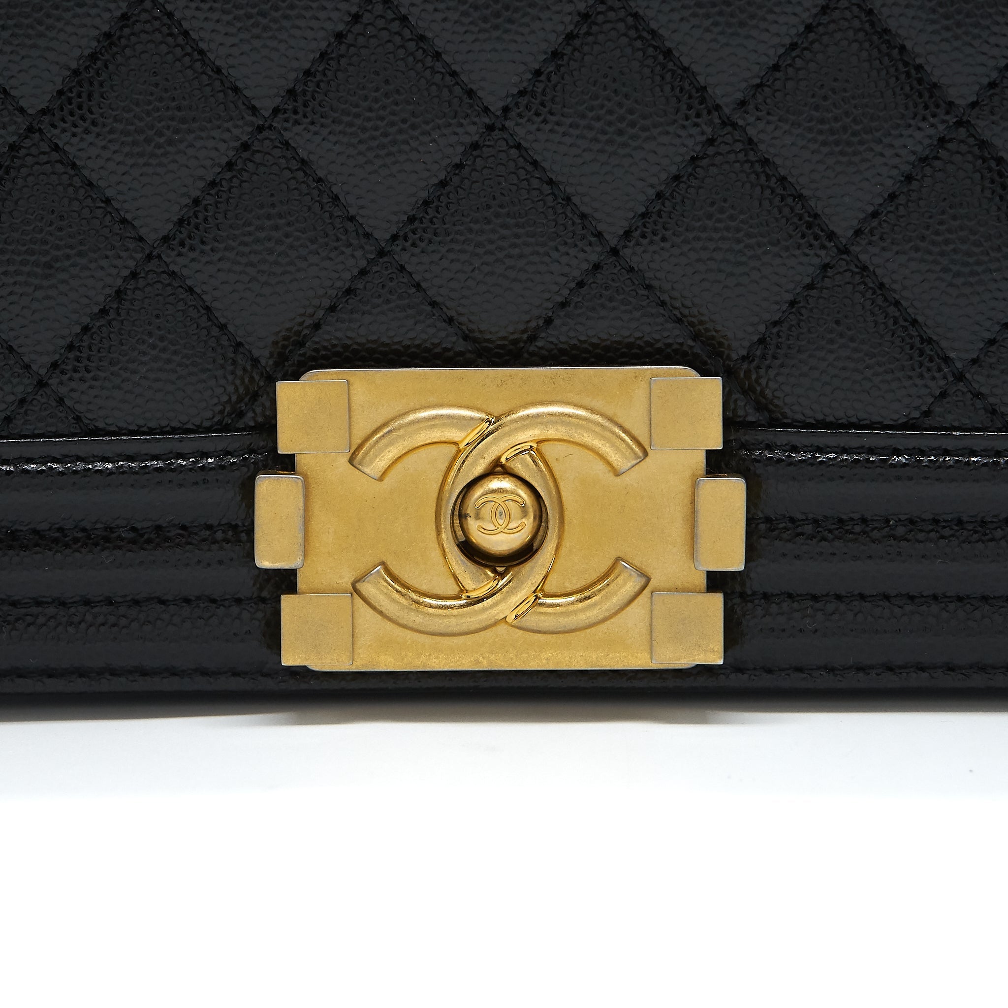Chanel Medium leboy black Caviar