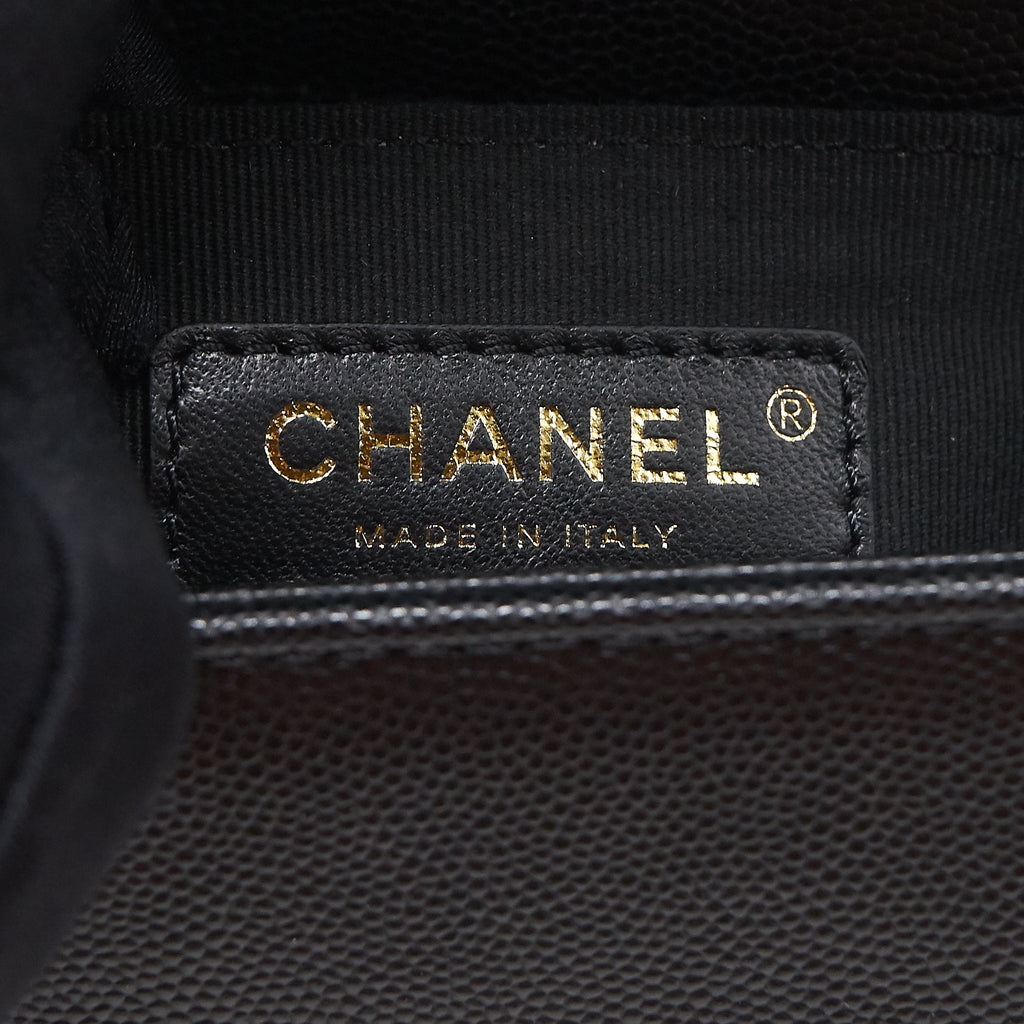 Chanel Small Boy Bag Caviar black