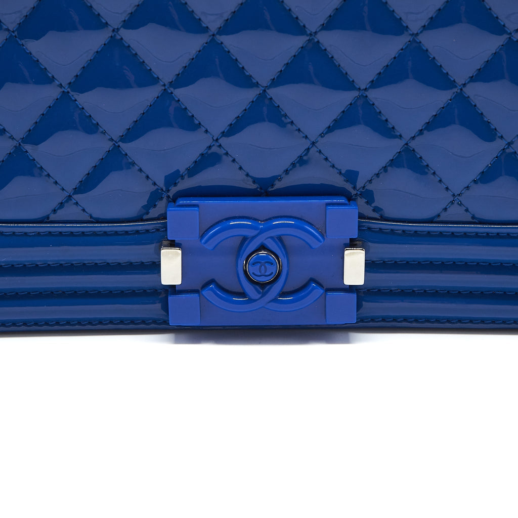 Chanel Medium Boy Chanel Patent leather Electric Blue with