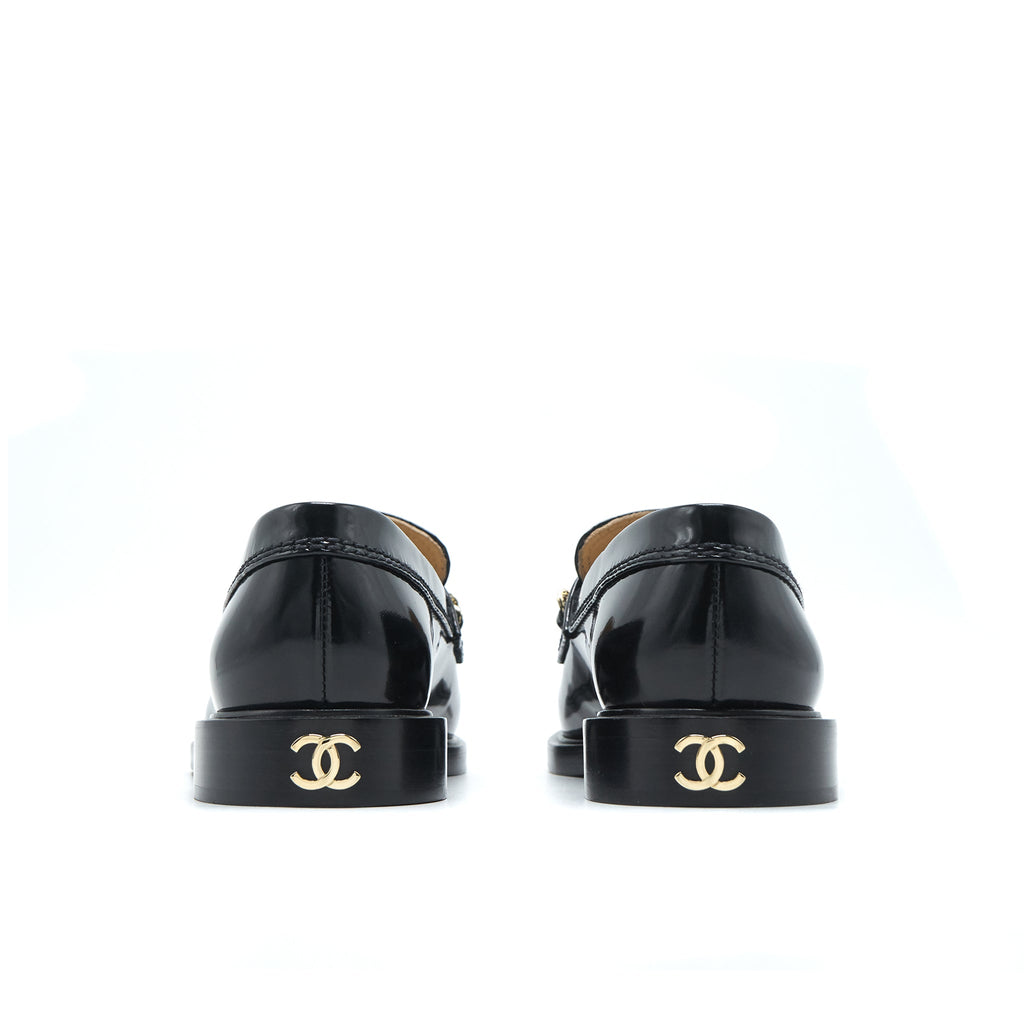 Chanel size35 Loafer Patent leather black L