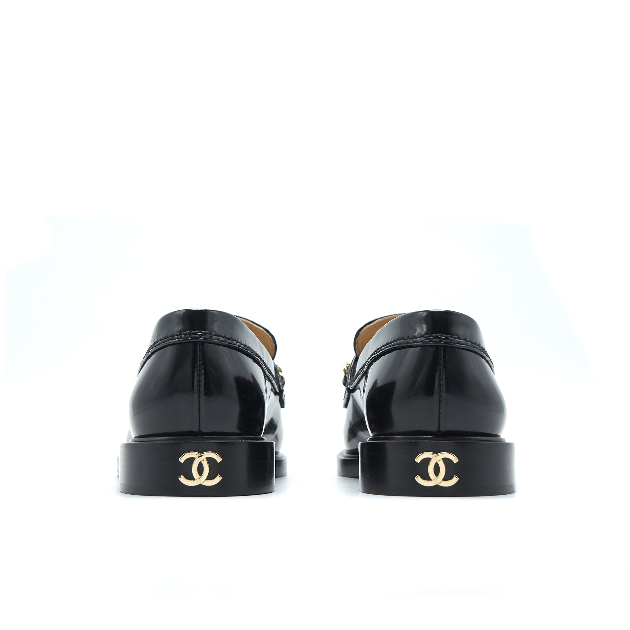 Chanel size35 Loafer Patent leather black L