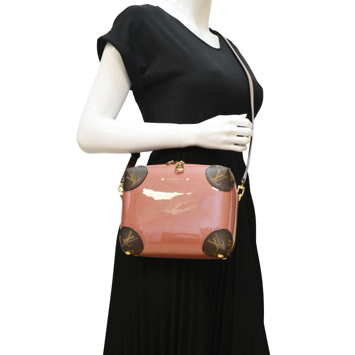 LOUIS VUITTON Venice Monogram Vernis Leather Shoulder Bag Coral
