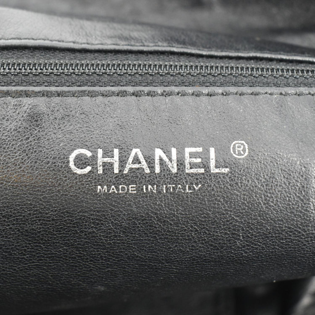 CHANEL Modern Chain Calfskin Leather Hobo Bag Black
