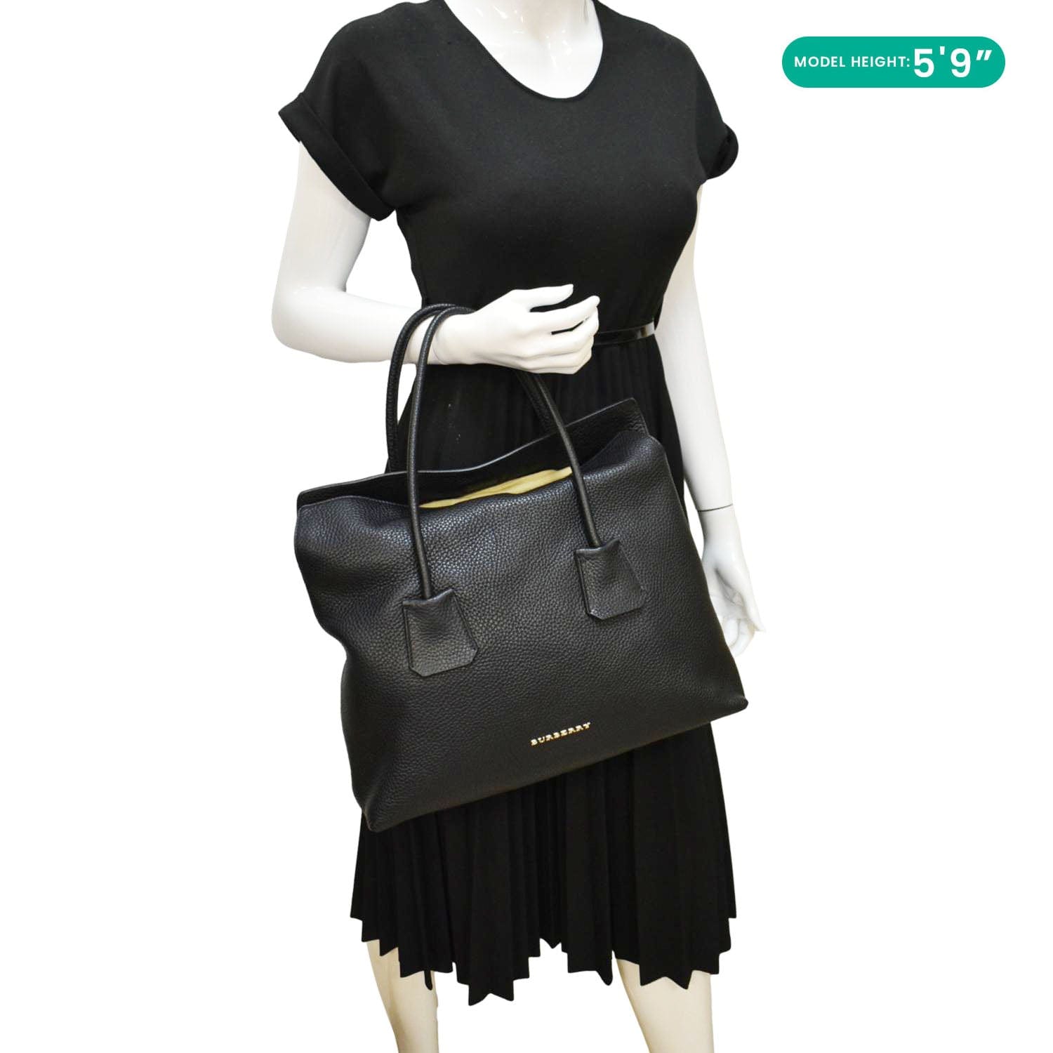 BURBERRY Baynard Medium Grainy Calfskin Leather Tote Bag Black