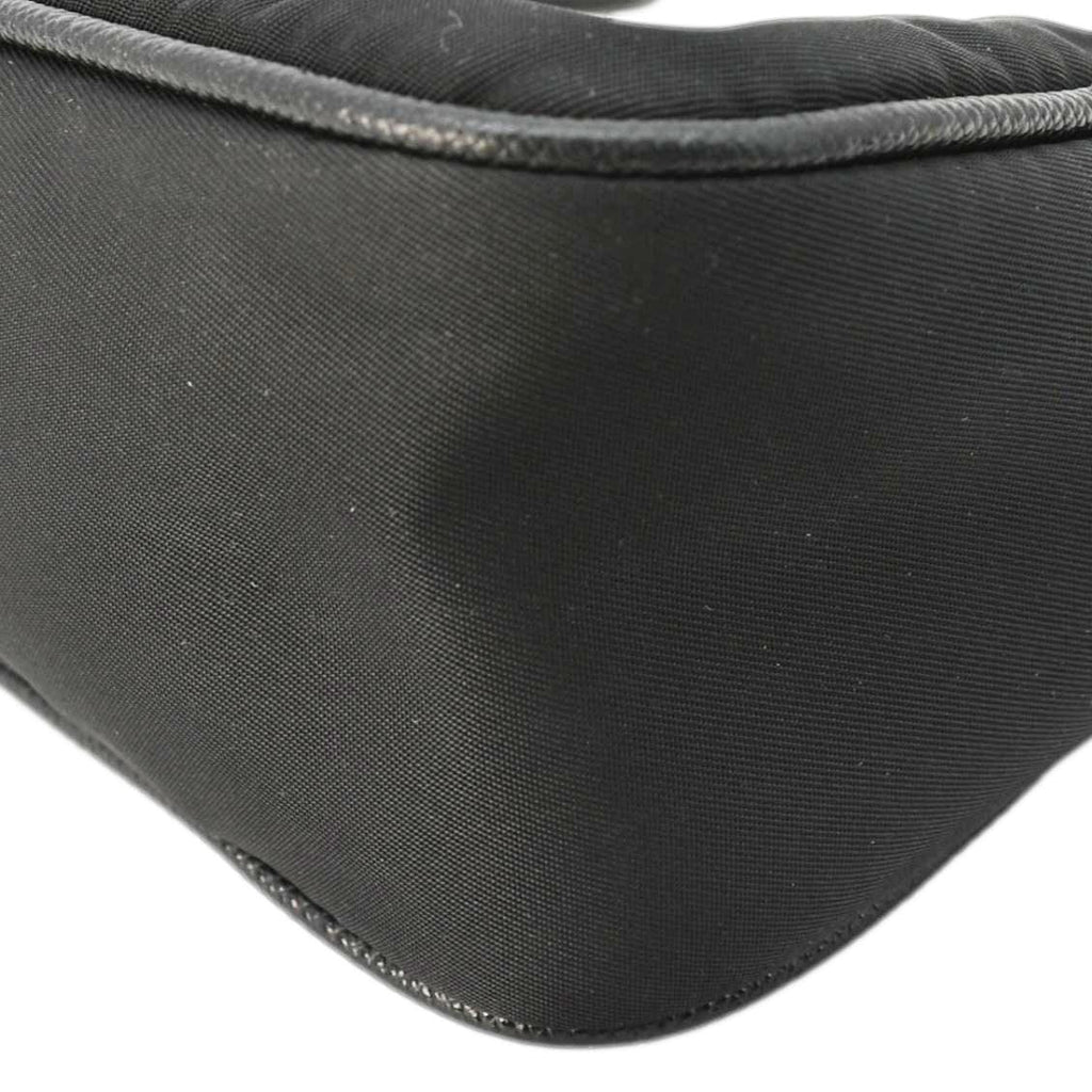 PRADA Re-Edition 2005 Re-Nylon Shoulder Bag Black