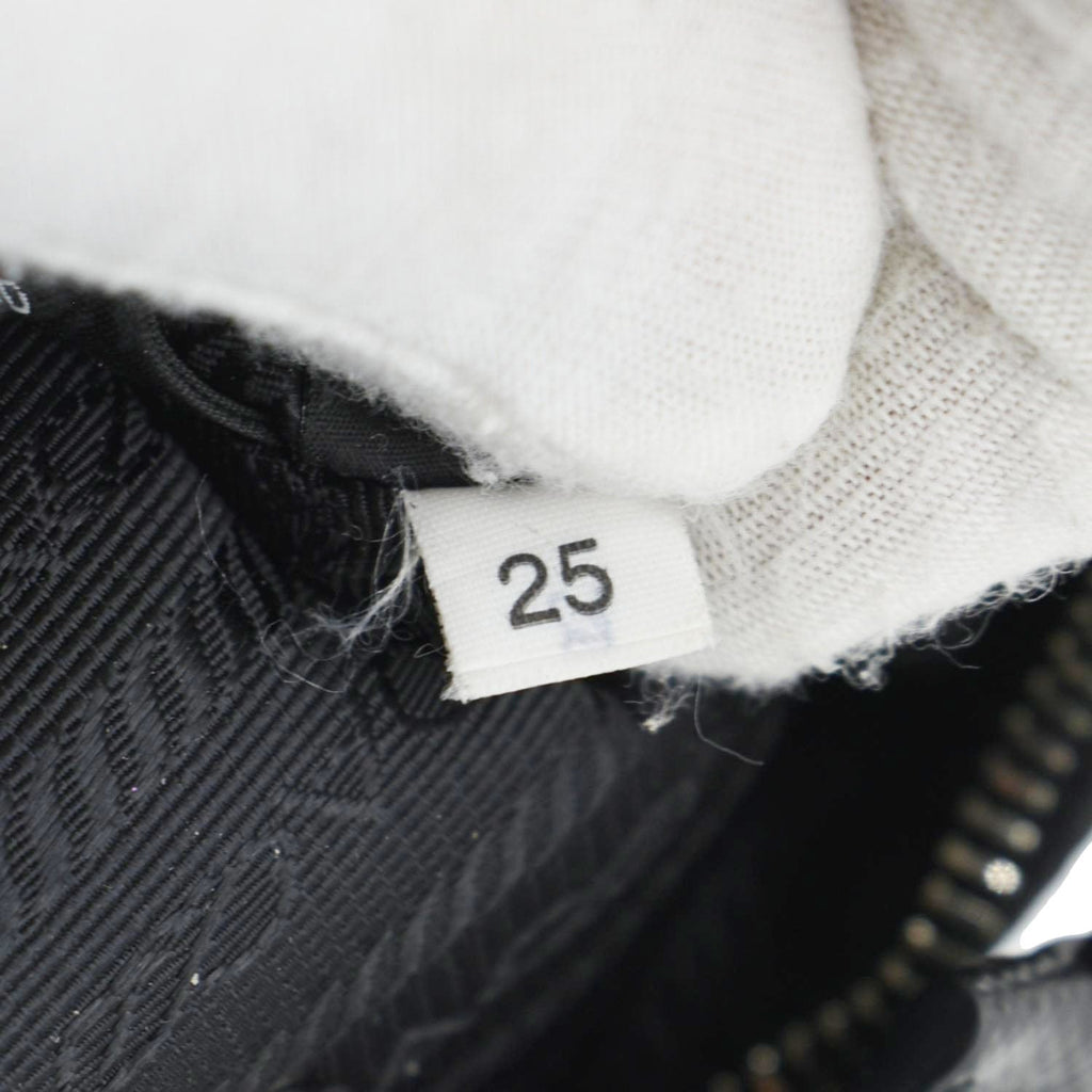 PRADA Re-Edition 2005 Re-Nylon Shoulder Bag Black