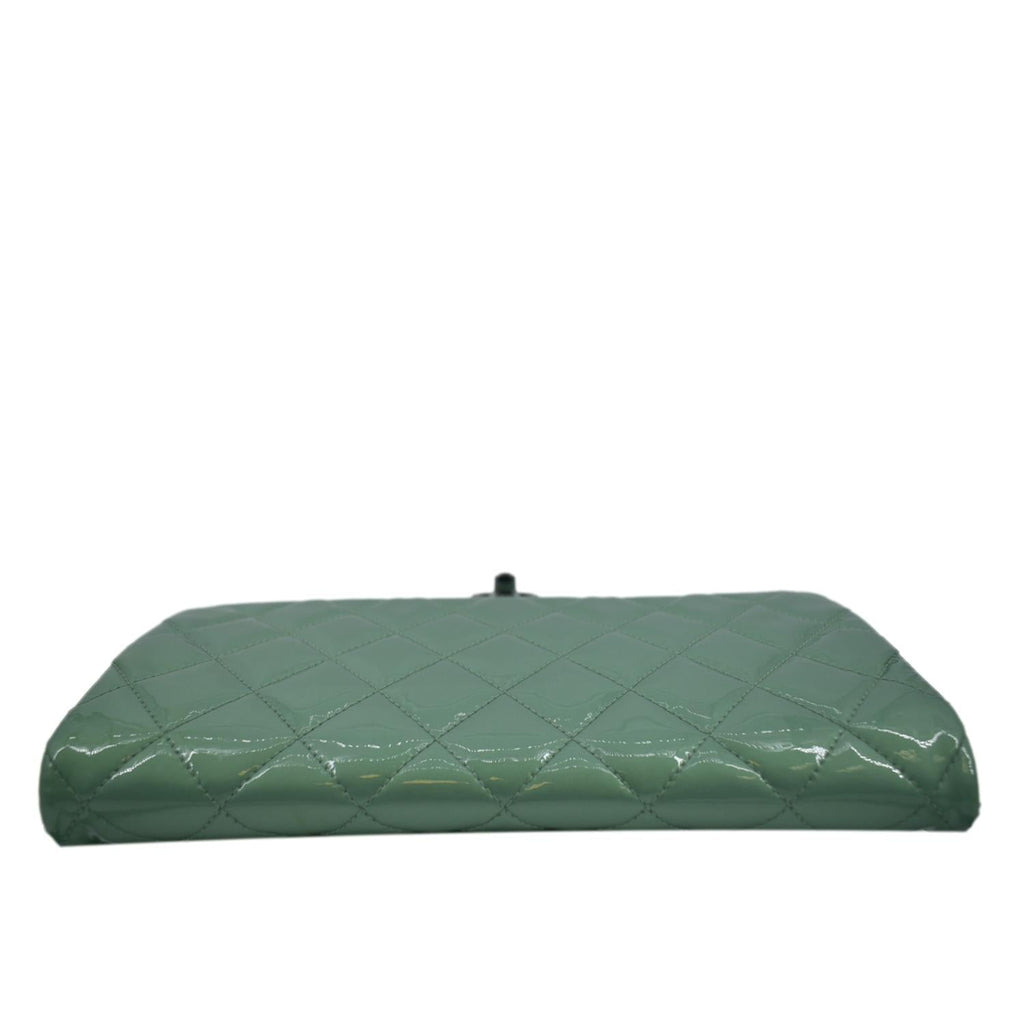 CHANEL Flap Quilted Patent Leather Shoulder Bag Green