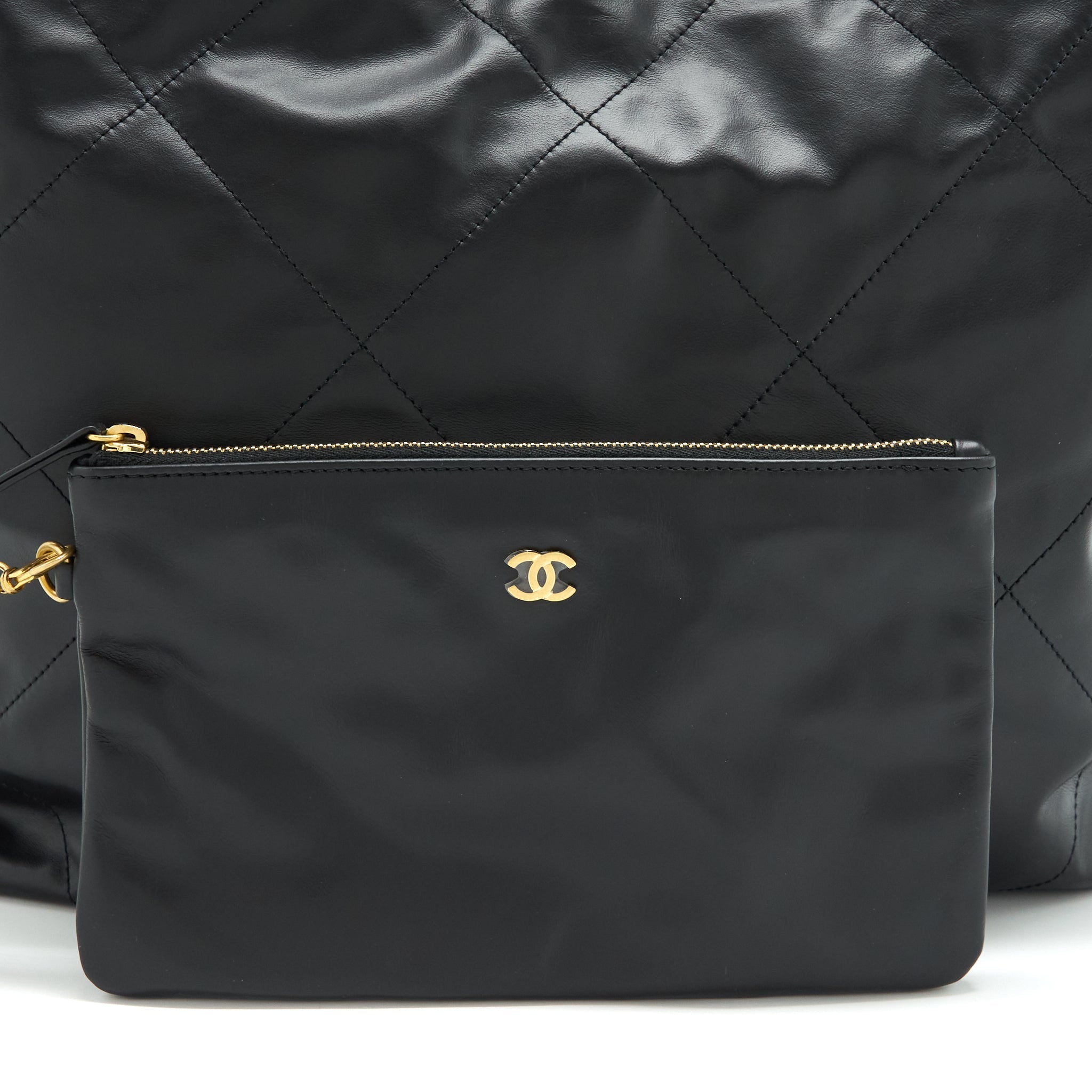 Chanel 22 Handbag Shiny Calfskin Black