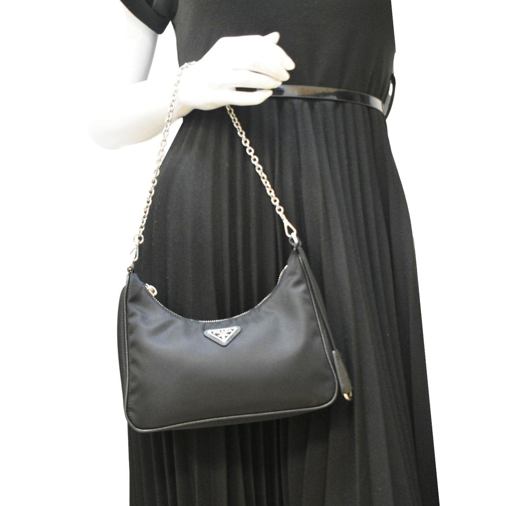 PRADA Re-Edition 2005 Re-Nylon Shoulder Bag Black