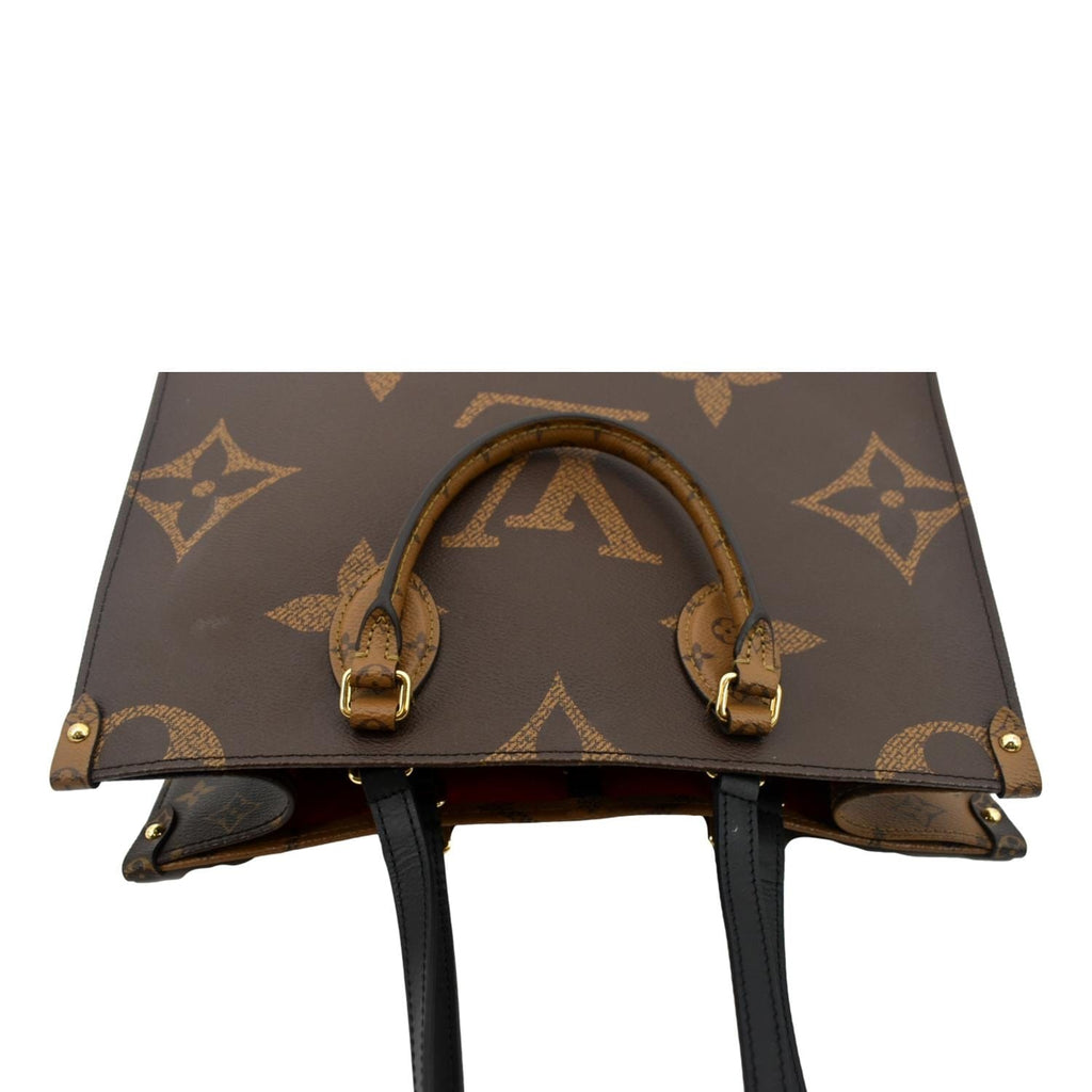 LOUIS VUITTON Onthego MM Giant Monogram Canvas Tote Shoulder Bag Brown