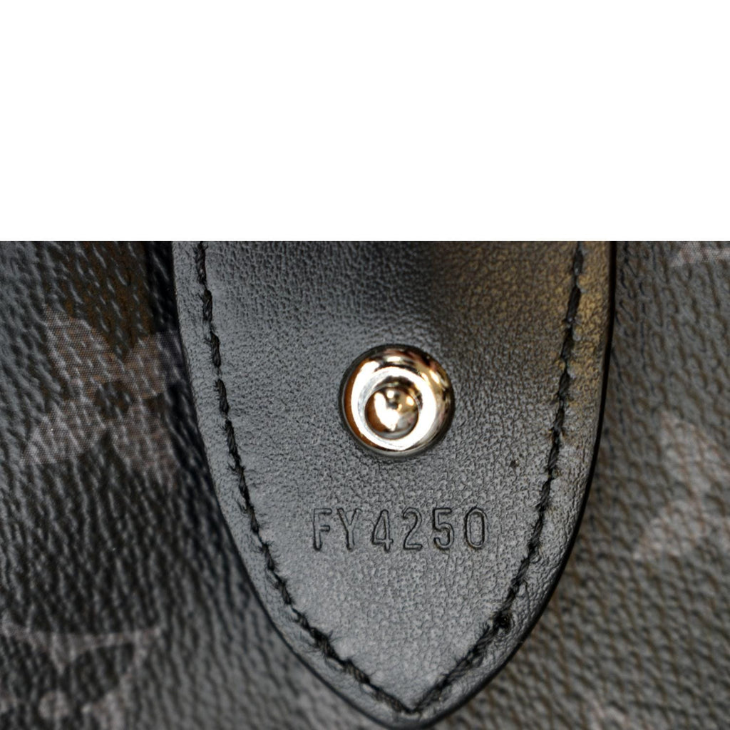 LOUIS VUITTON Cabas Zippe GM Monogram Eclipse Tote Bag Black