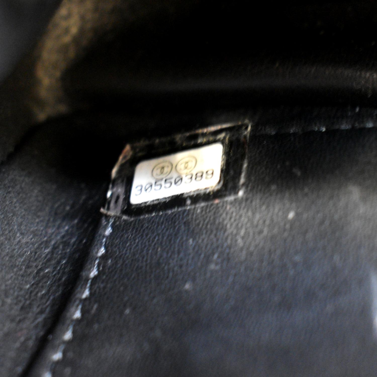 CHANEL Filigree CC Chain Around Leather Crossbody Bag Black