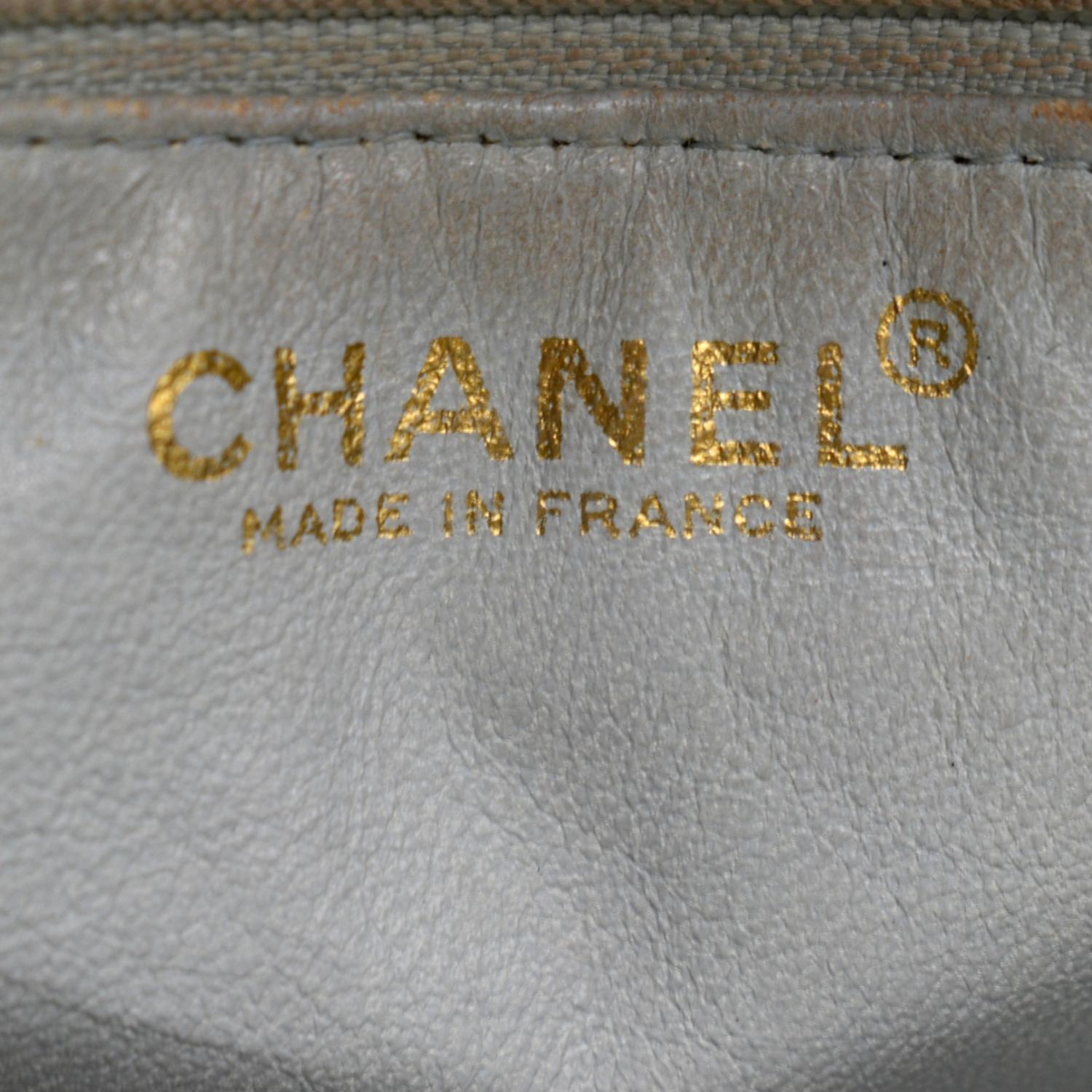CHANEL Medallion Quilted Caviar Leather Tote Bag White