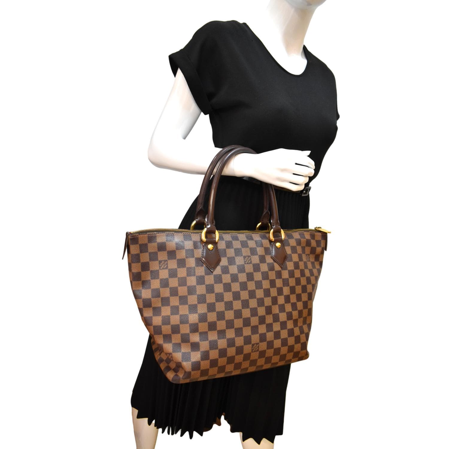 LOUIS VUITTON Saleya MM Damier Ebene Shoulder Bag Brown