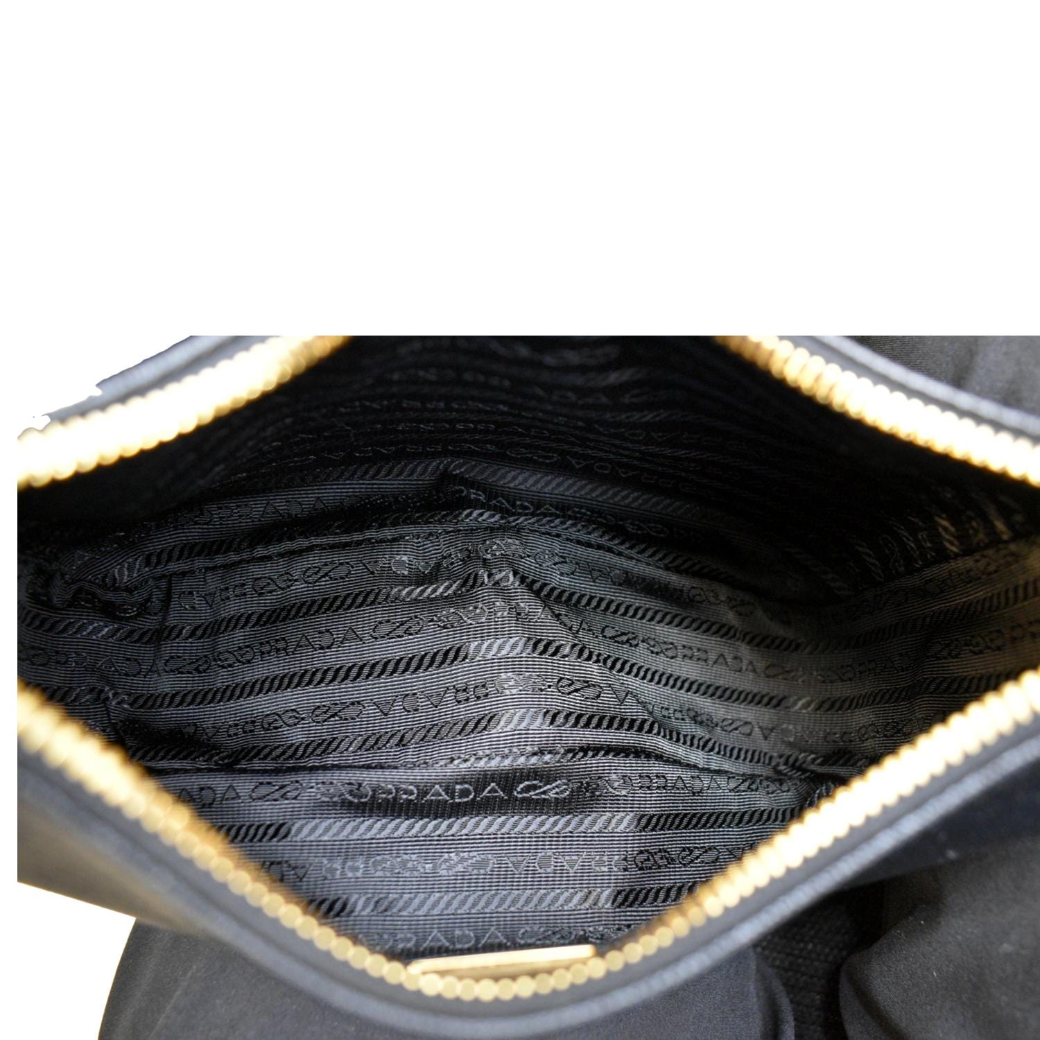 PRADA Re-Edition 2005 Saffiano Leather Shoulder Bag Black