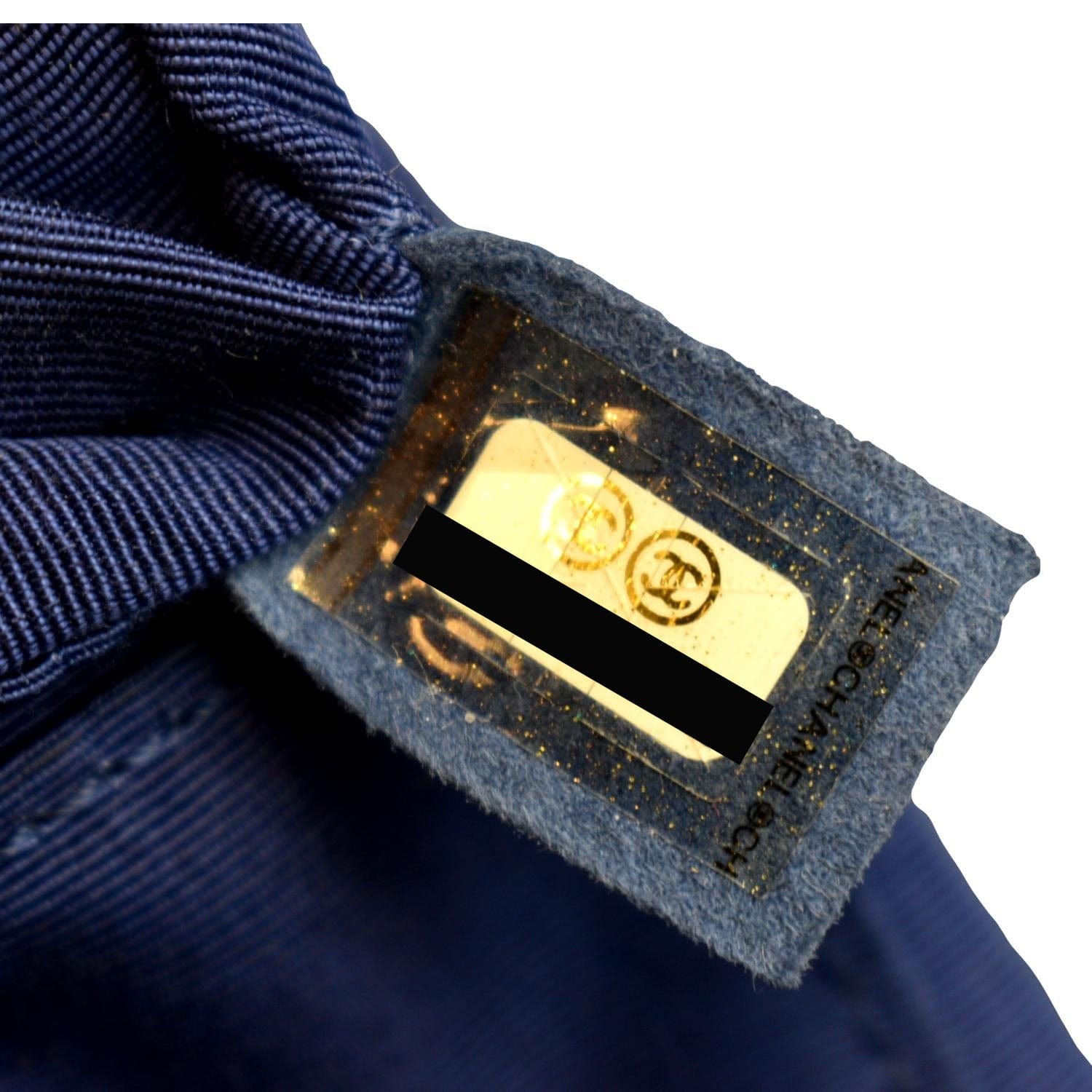CHANEL Boy Flap Calf Leather Crossbody Bag Blue