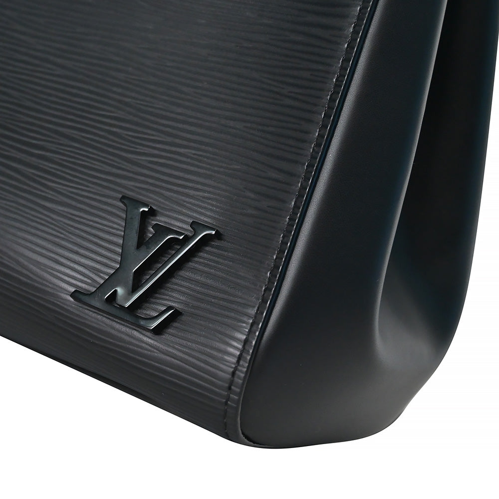 Black Epi Calfskin Leather Cluny MM Top Handle (Rented Out)