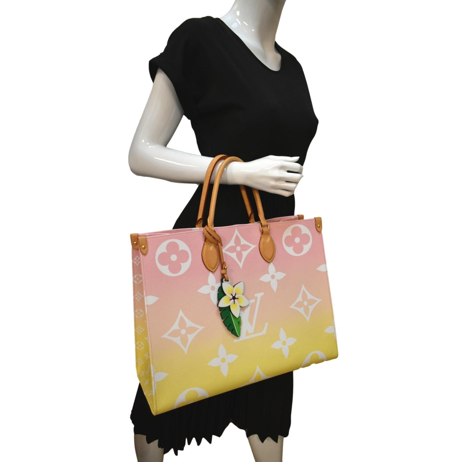LOUIS VUITTON Pool Onthego GM Monogram Shoulder Bag Pink
