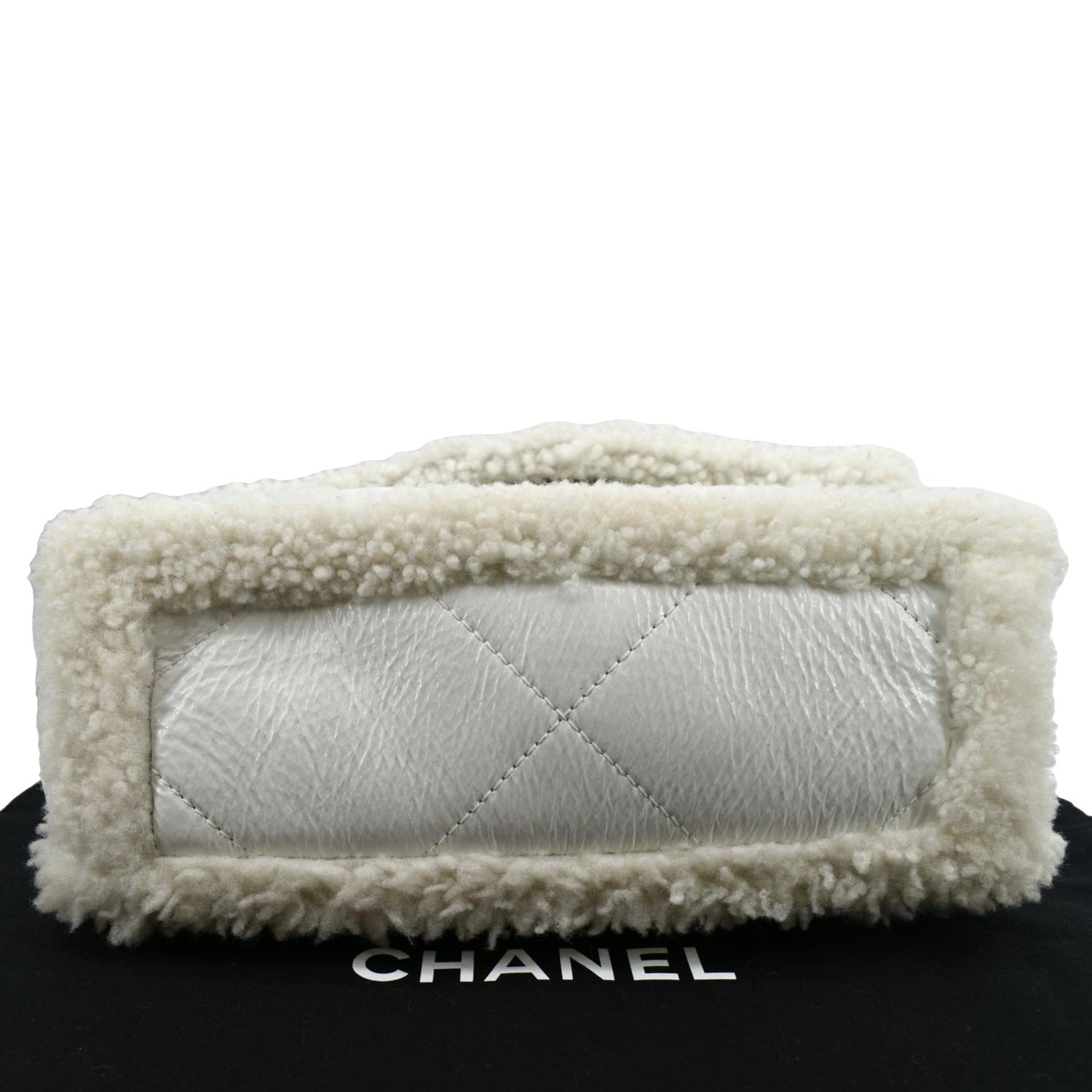 CHANEL 19 Flap Shearling Patent Leather Shoulder Bag White