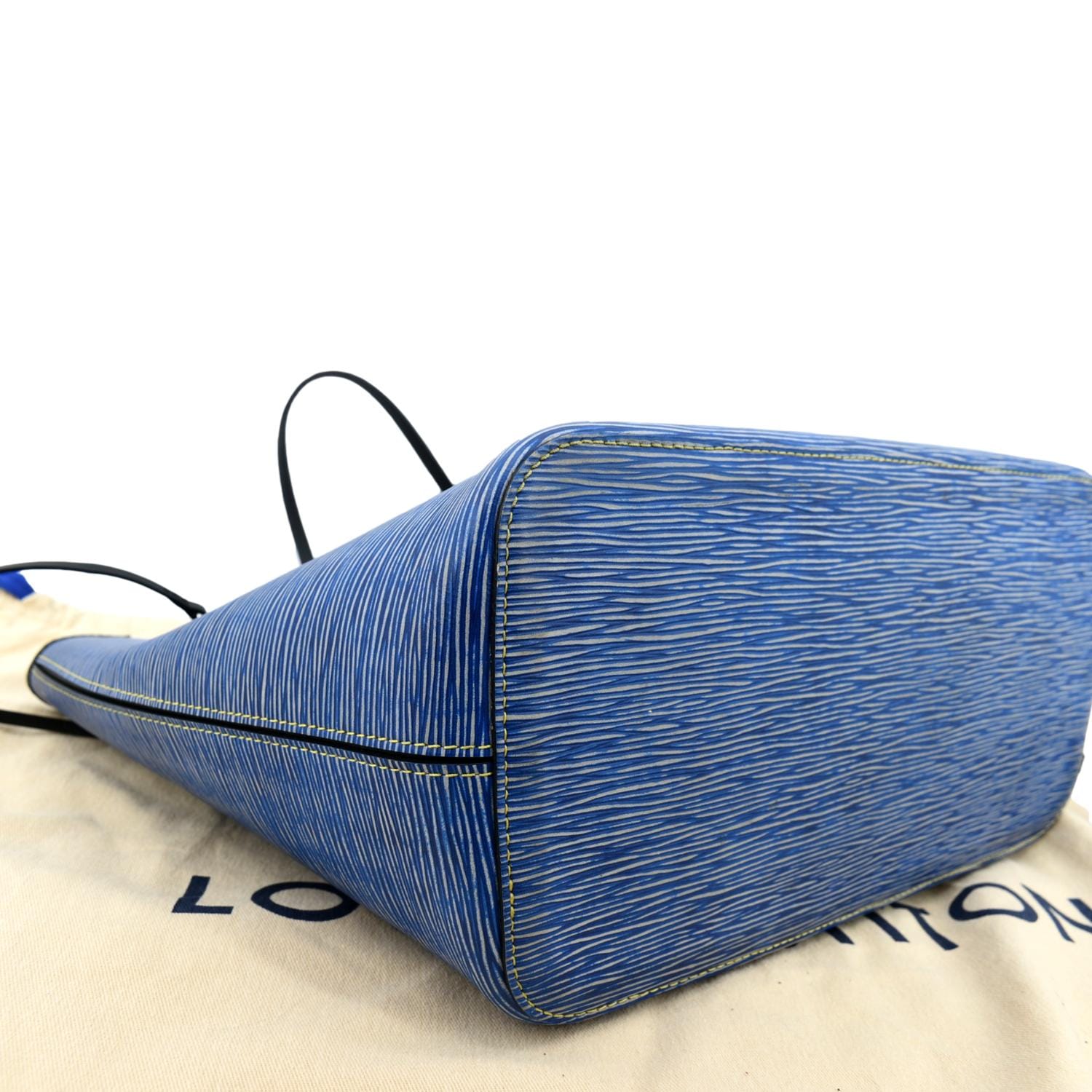 LOUIS VUITTON Neverfull MM Epi Leather Tote Shoulder Bag Blue