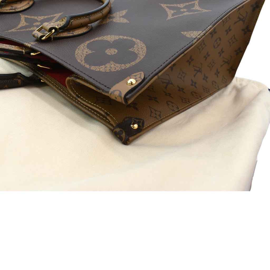 LOUIS VUITTON Onthego GM Giant Monogram Canvas Tote Shoulder Bag Brown