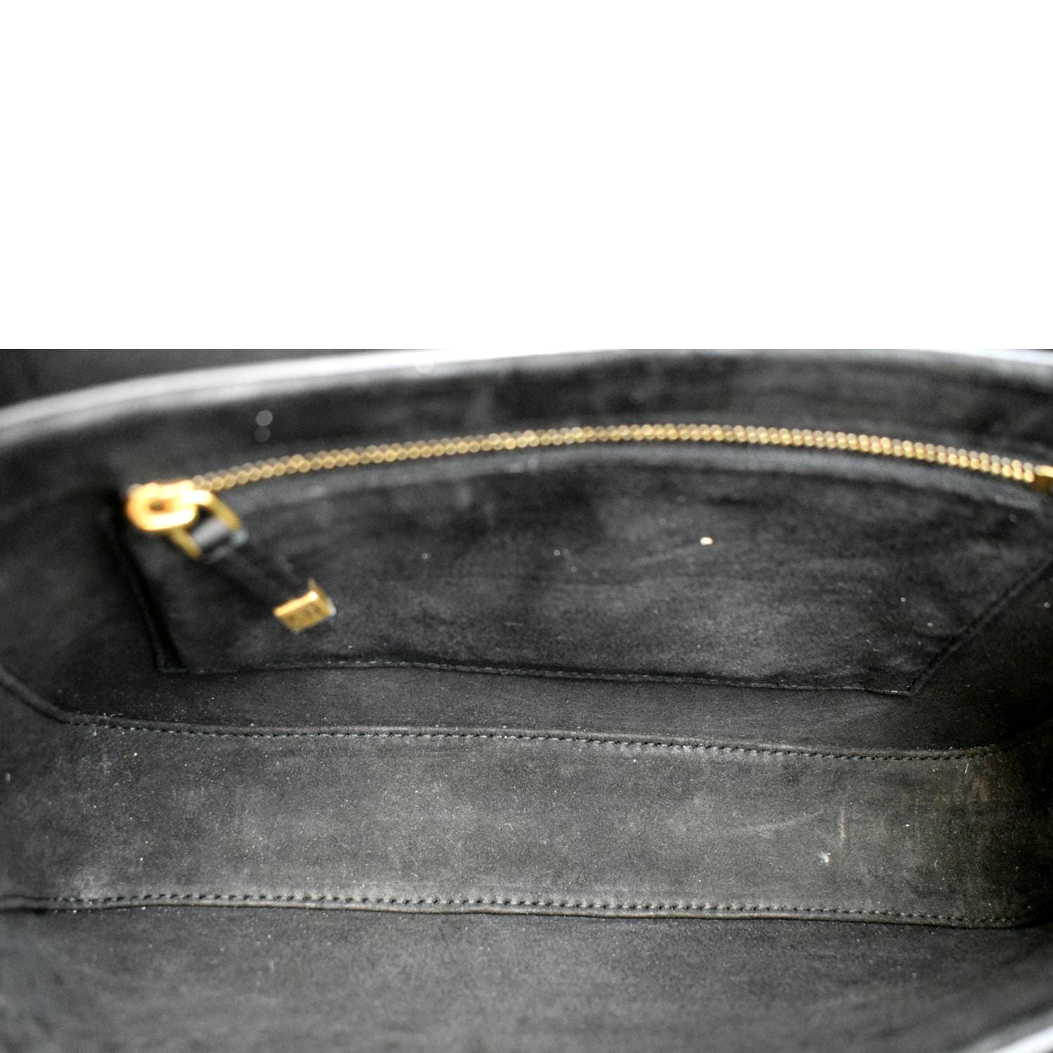CHRISTIAN DIOR Dio(r)evolution Flap Grained Calfskin Shoulder Bag Black