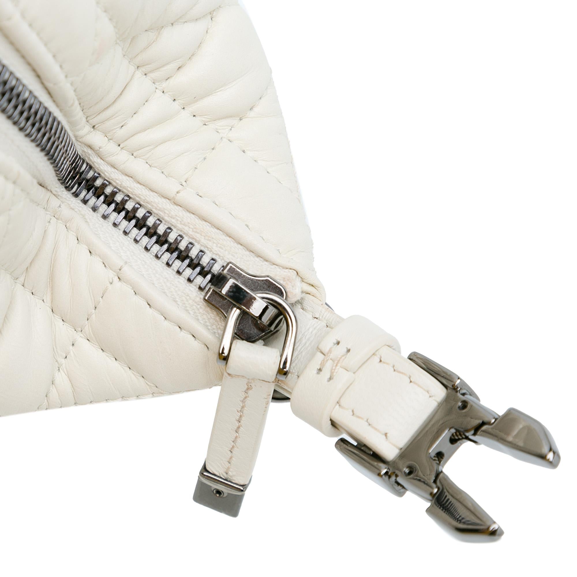 Dior Calfskin Macro-Cannage DiorTravel Nomad Pouch (SHG-CdQknx)