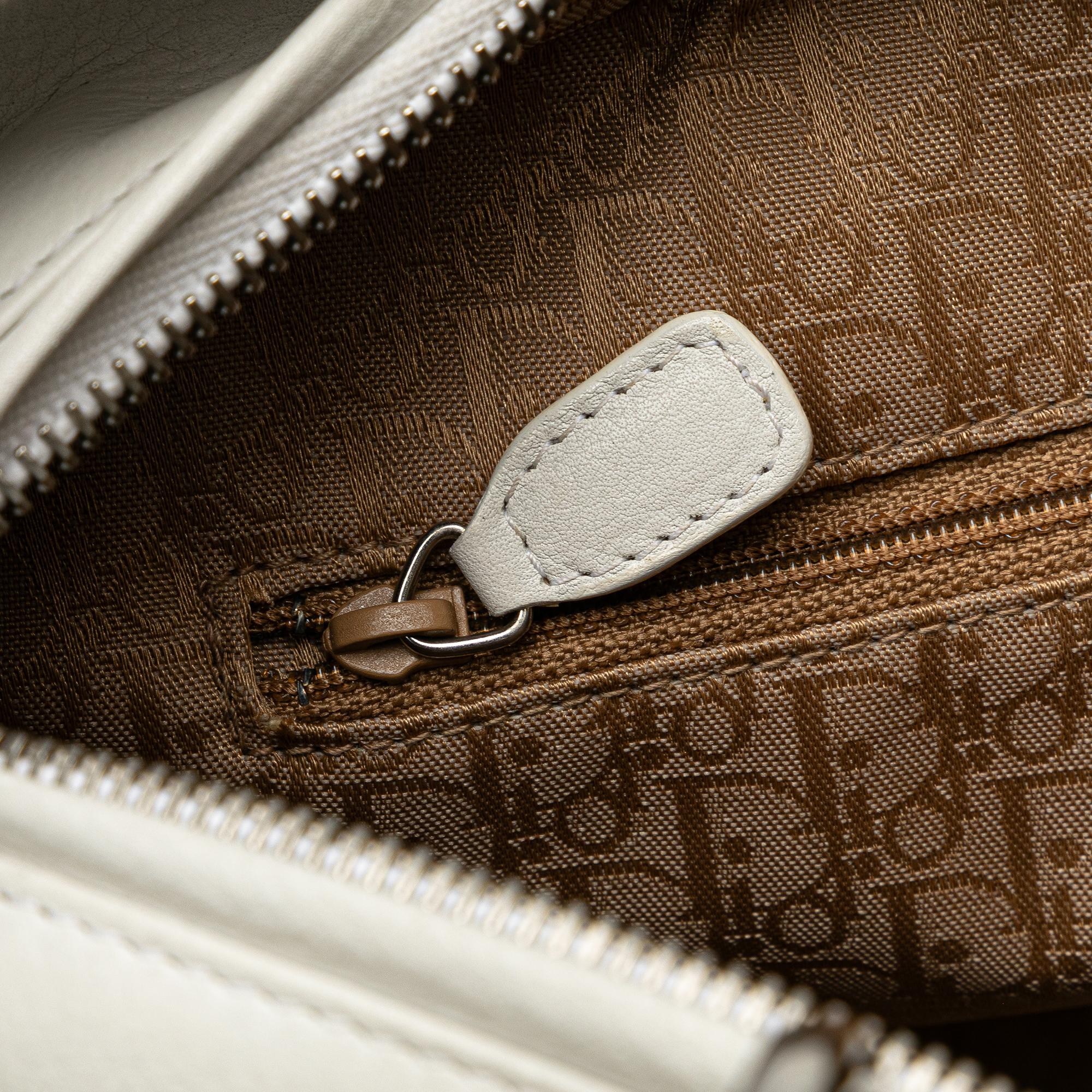 Dior Large Calfskin Lady Dior (SHG-Q3rxG4)