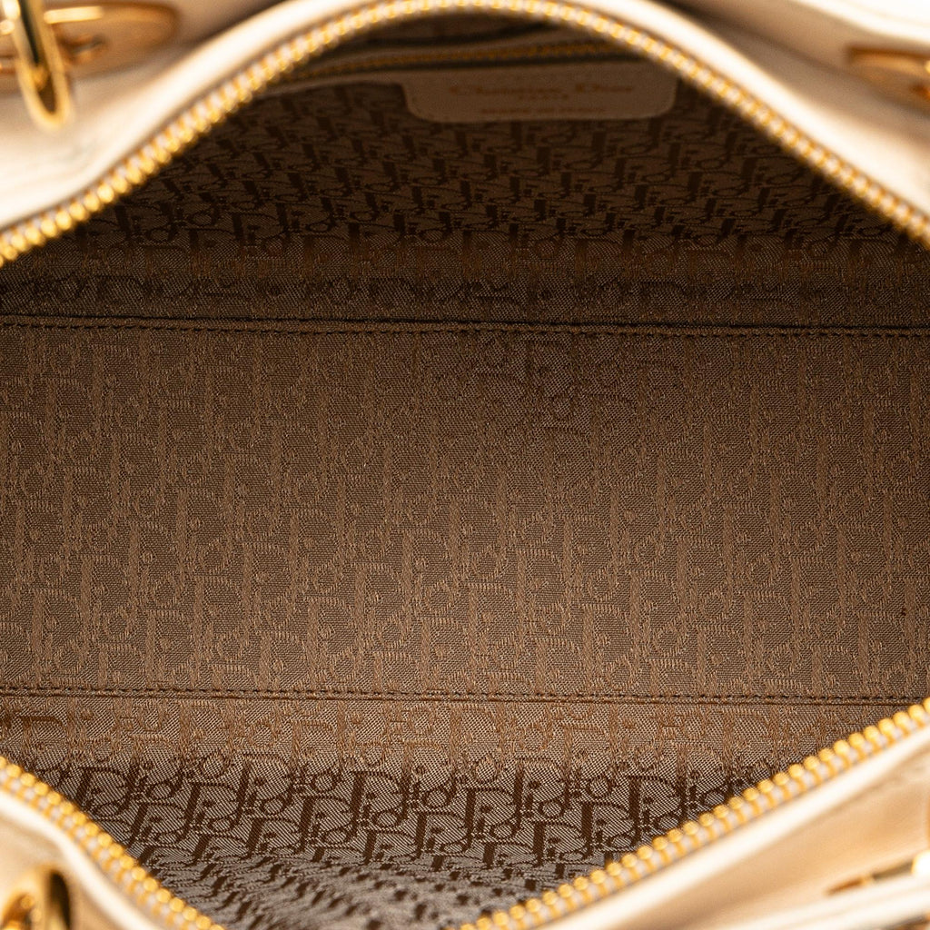 Dior Large Lambskin Cannage Lady Dior (SHG-Taw0H5)