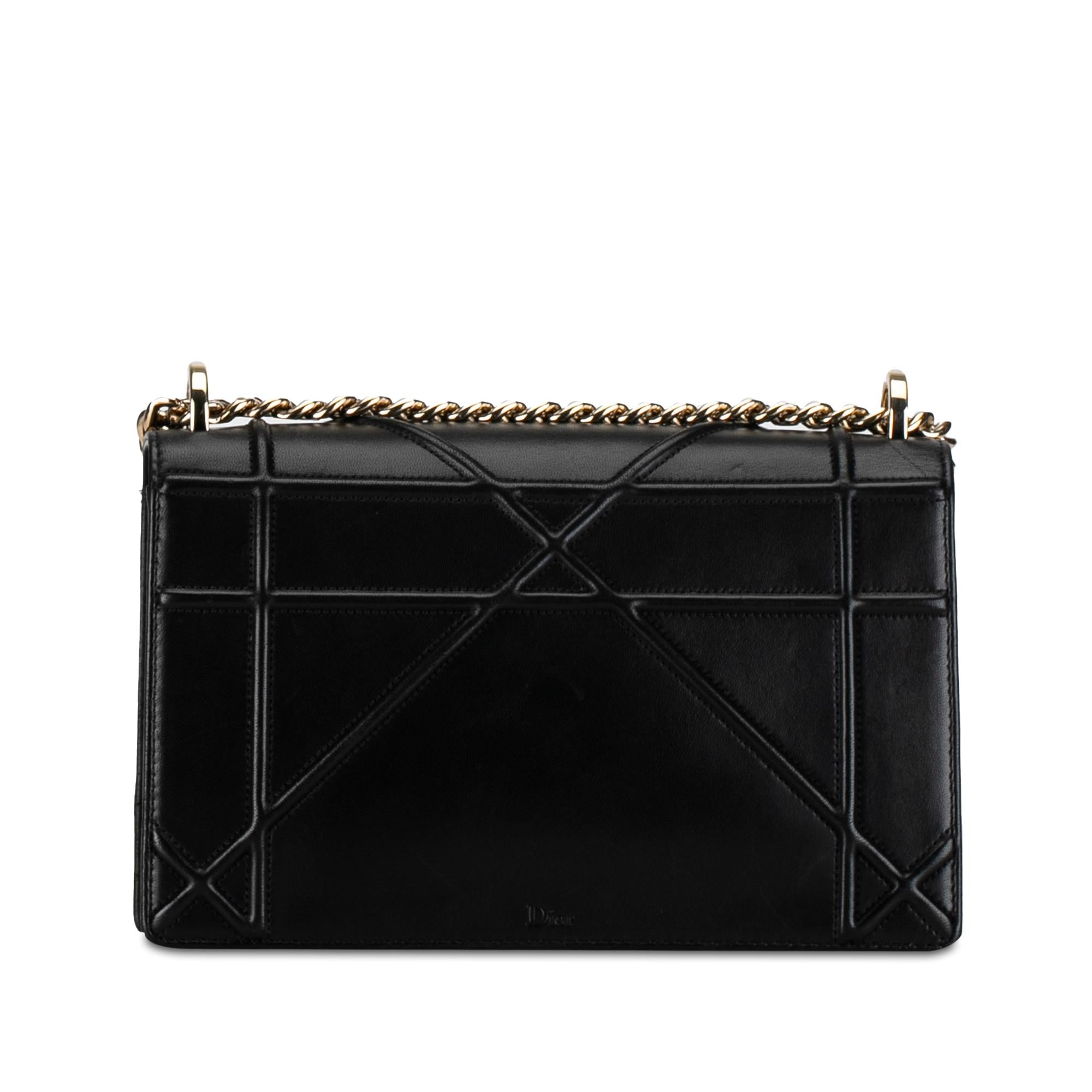 Dior Medium Calfskin Diorama Flap (SHG-gAEZfC)