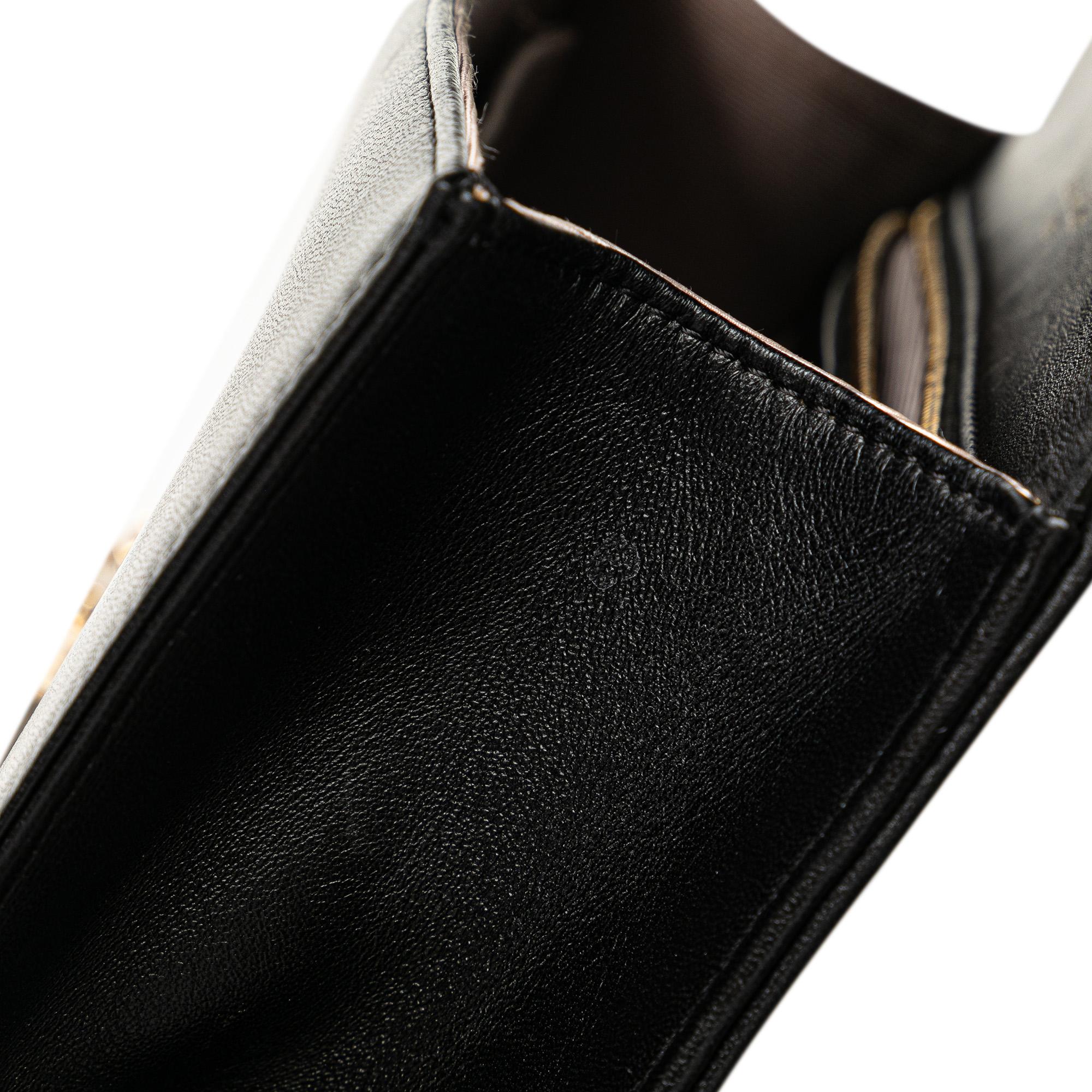 Dior Medium Calfskin Diorama Flap (SHG-gAEZfC)