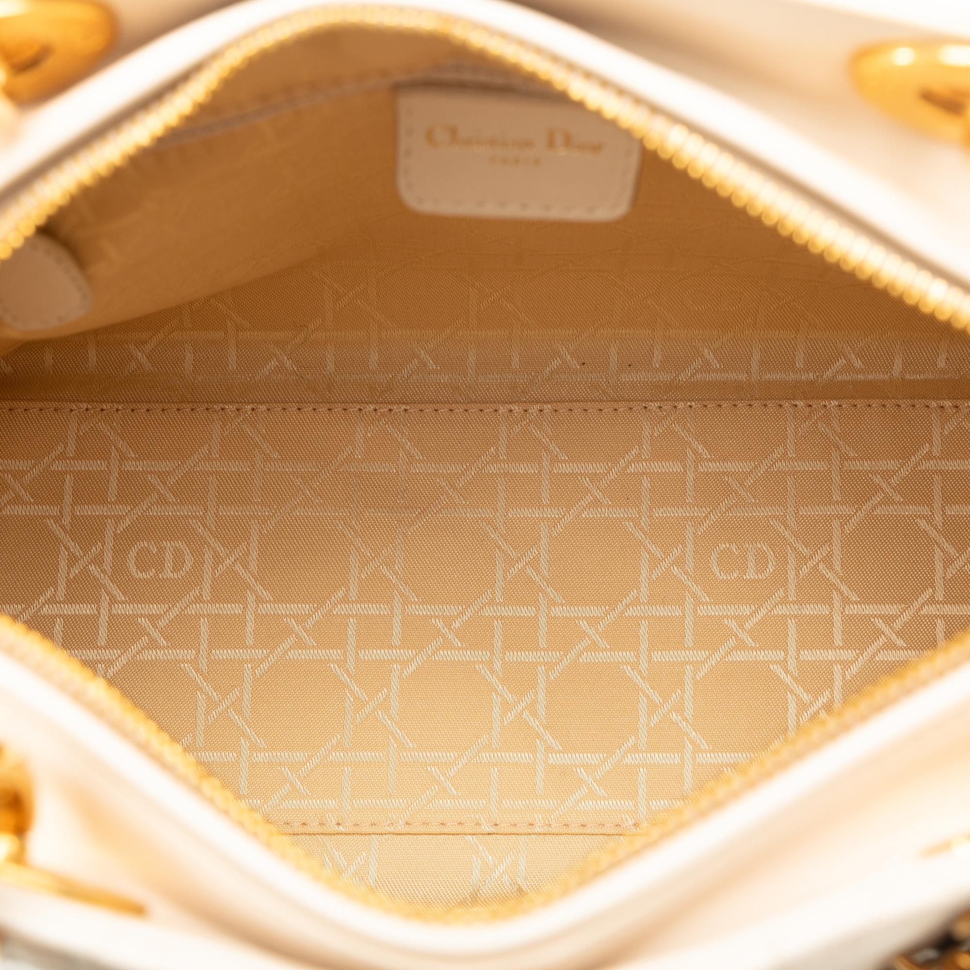 Dior Medium Lambskin Cannage Lady Dior (SHG-RySsWI)