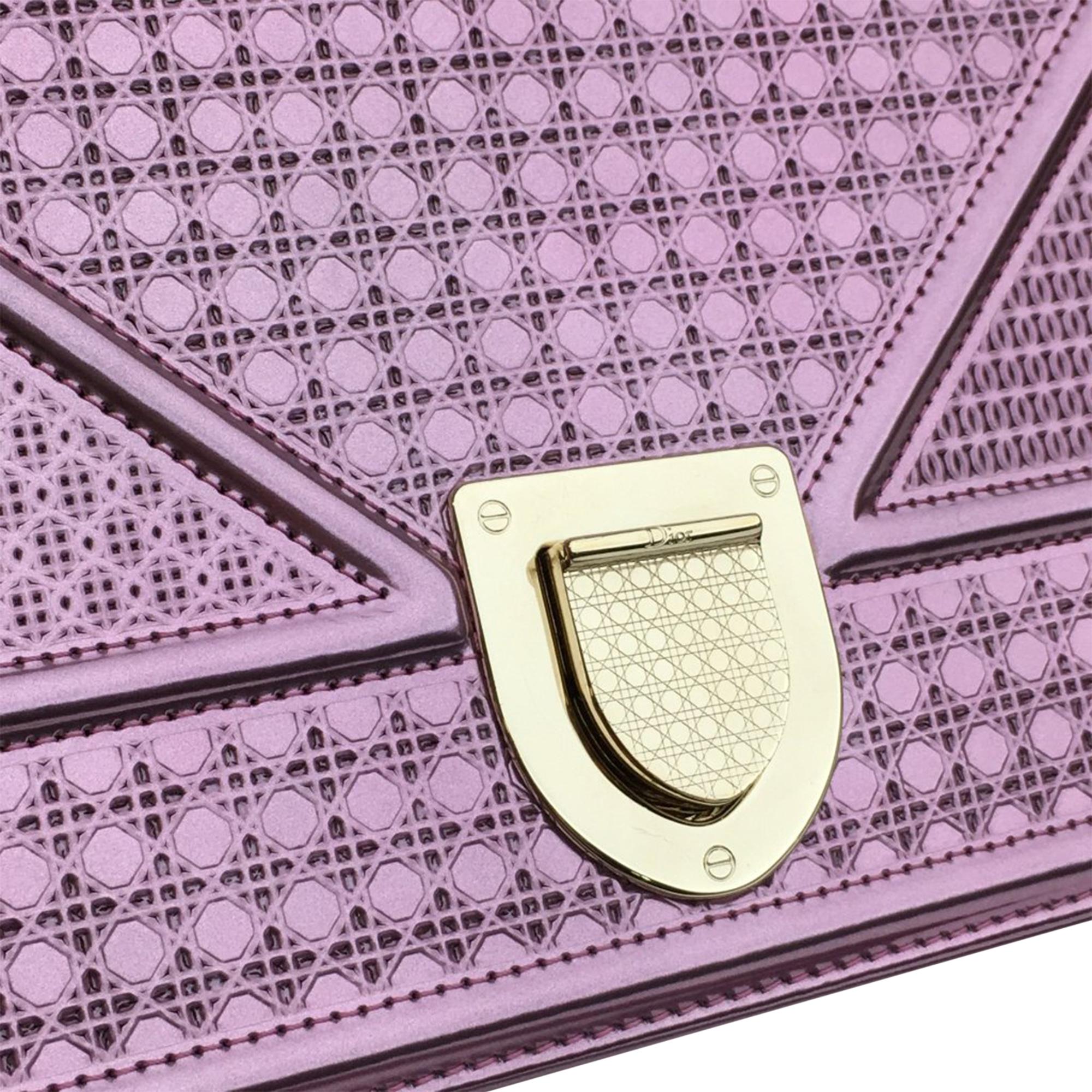 Dior Medium Metallic Patent Microcannage Diorama (SHG-7Dt5Sh)