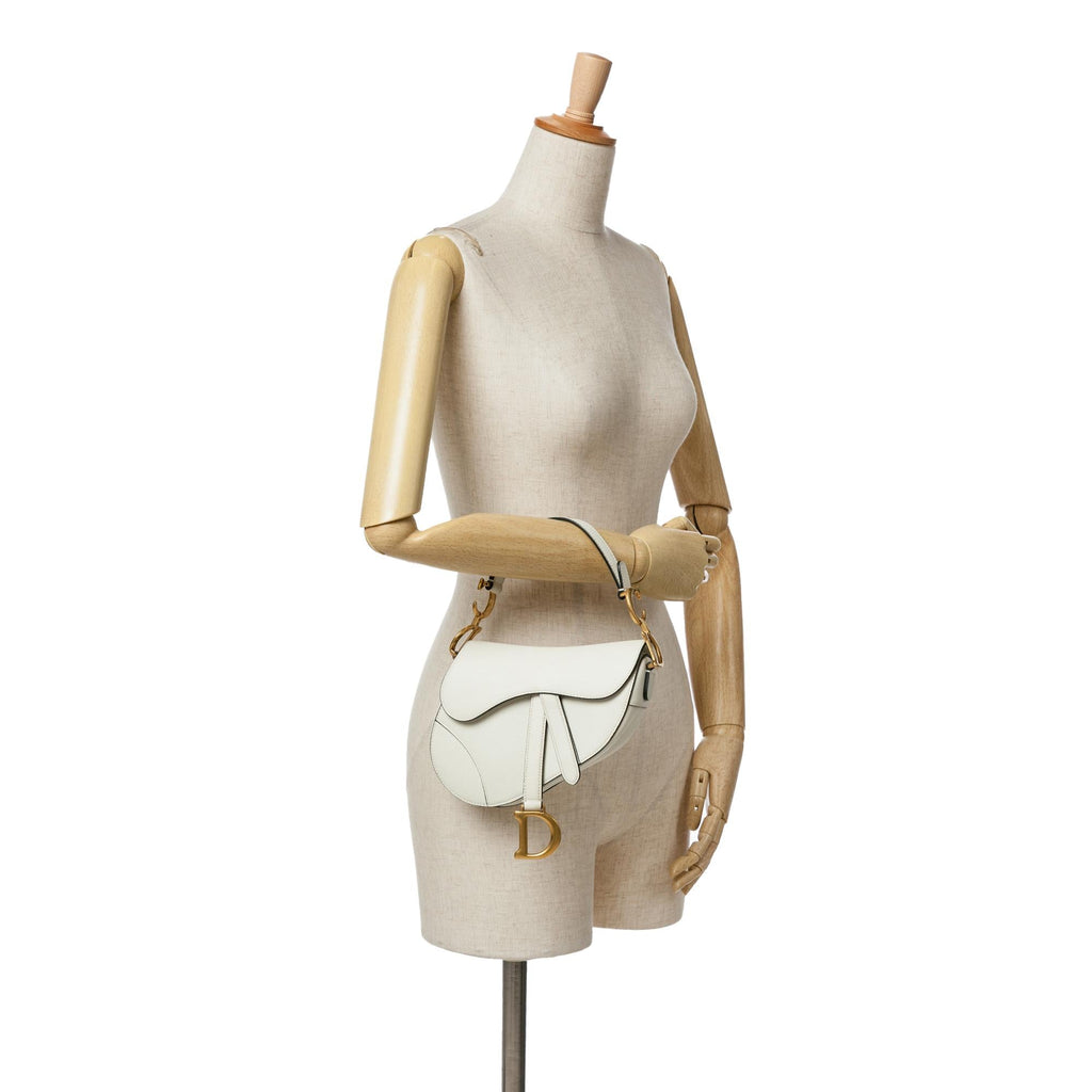 Dior Mini Grained Calfskin Saddle Bag (SHG-ZkDU07)