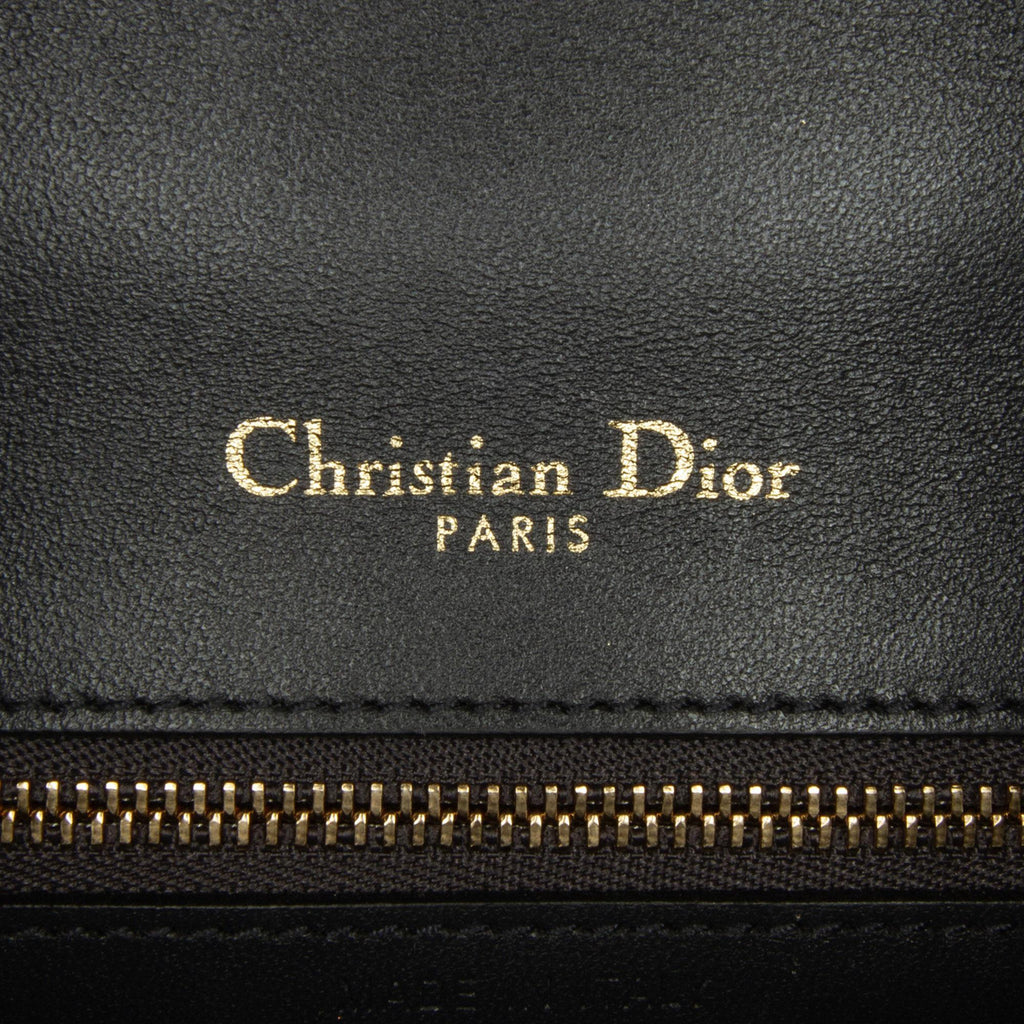 Dior Patent Microcannage Diorama Crossbody Bag (SHG-D2JEVN)