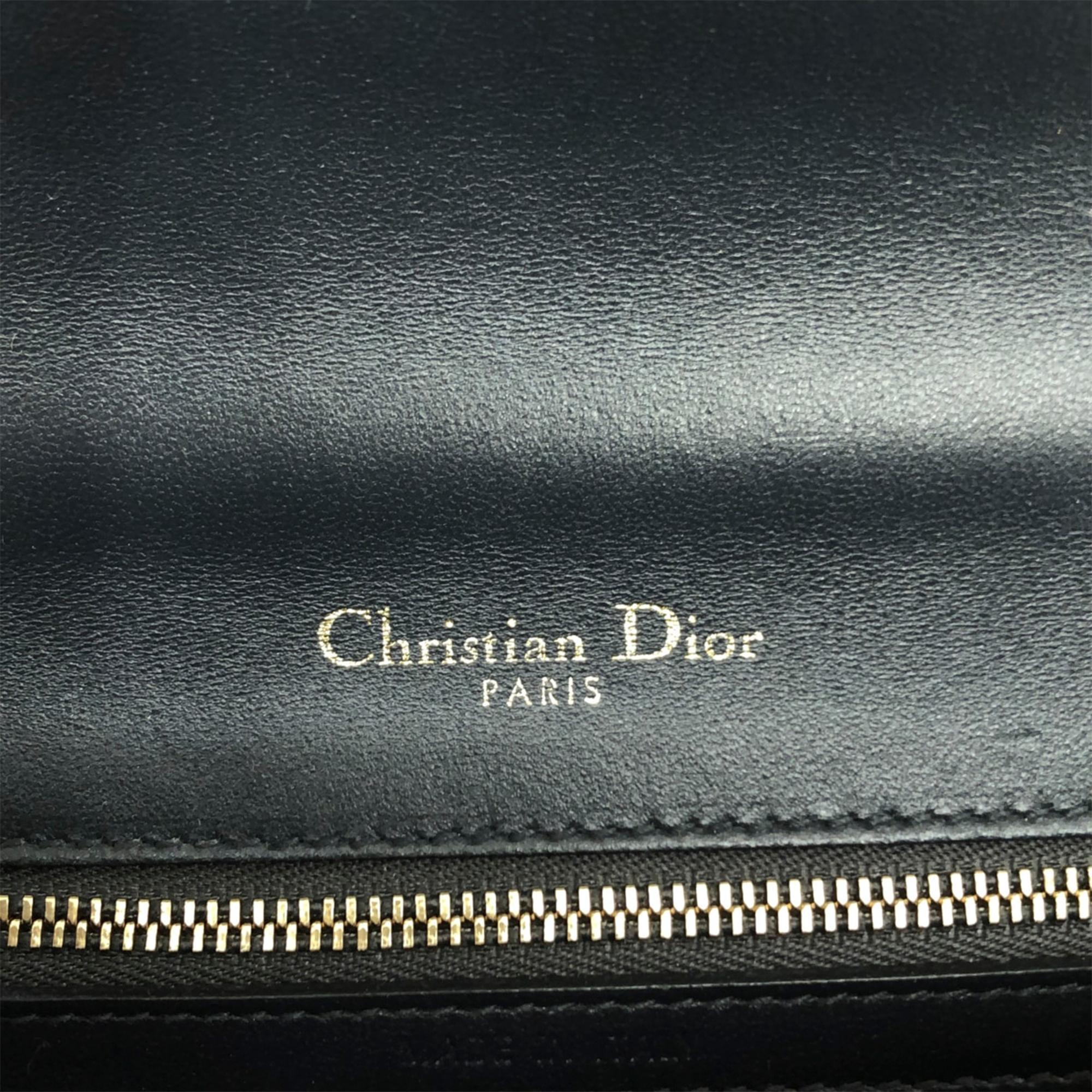 Dior Patent Microcannage Diorama Crossbody Bag (SHG-nk7GZA)