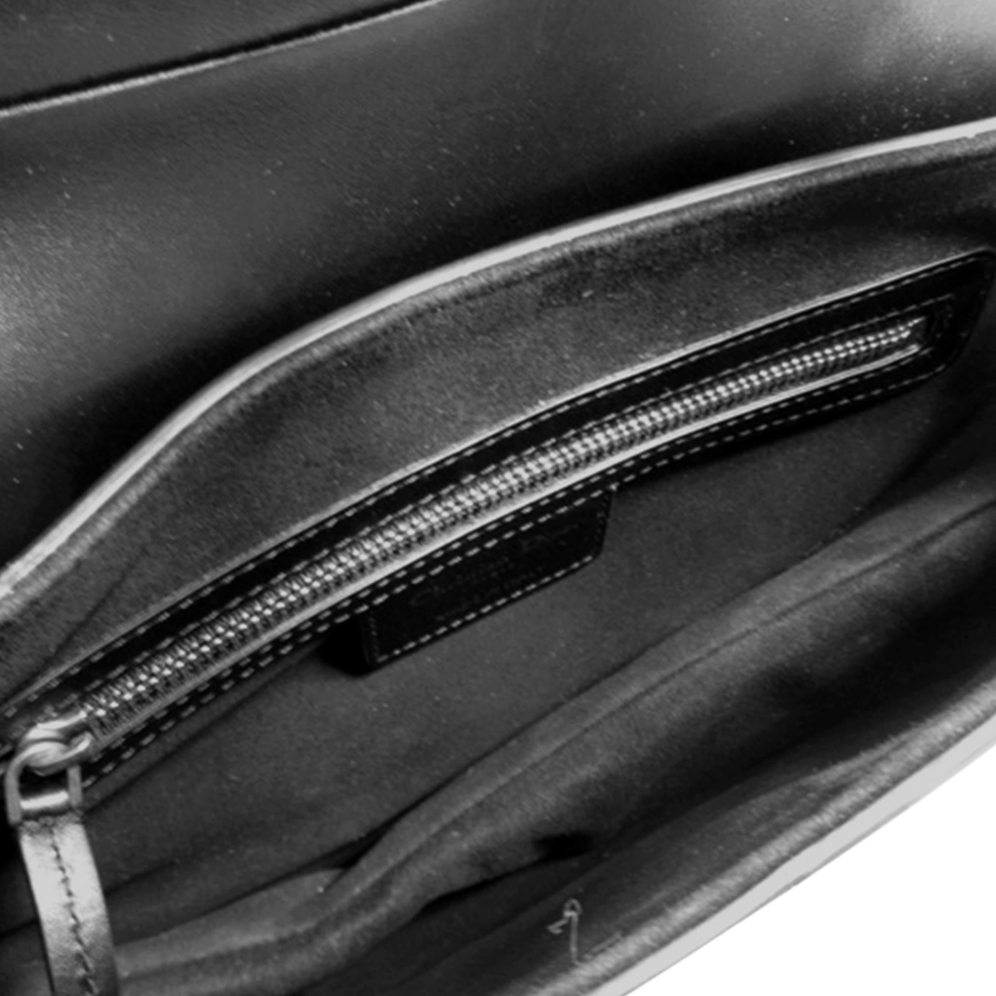 Dior Smooth Calfskin Leather Saddle (SHG-XWOWmR)