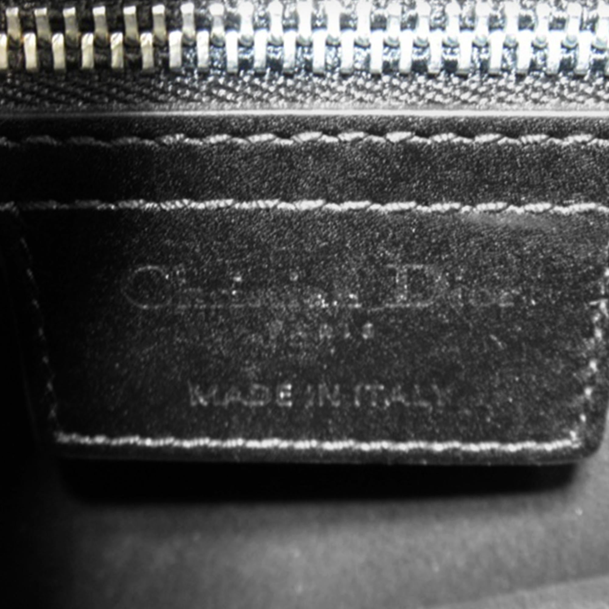Dior Smooth Calfskin Leather Saddle (SHG-XWOWmR)