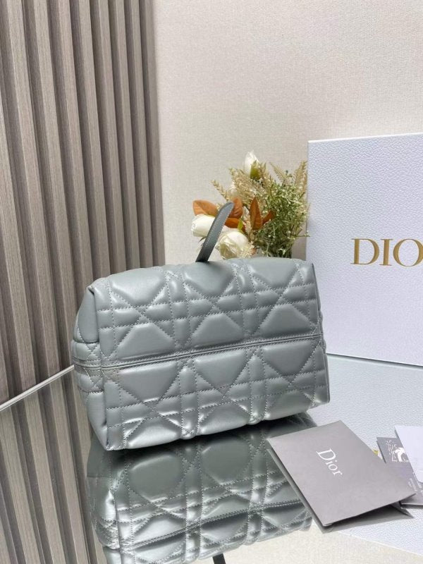 Dior Tojour Hand Bag BG02347