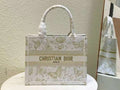 Dior Tote Hand Bag BG02332