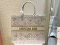 Dior Tote Hand Bag BG02334