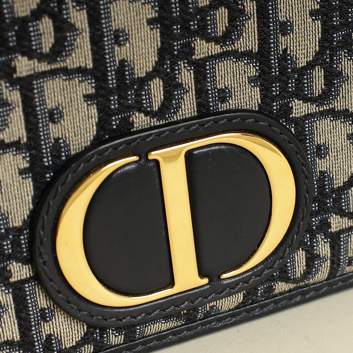 Christian Dior Navy Blue 30 Montaigne Oblique 2 Way Chain Pouch