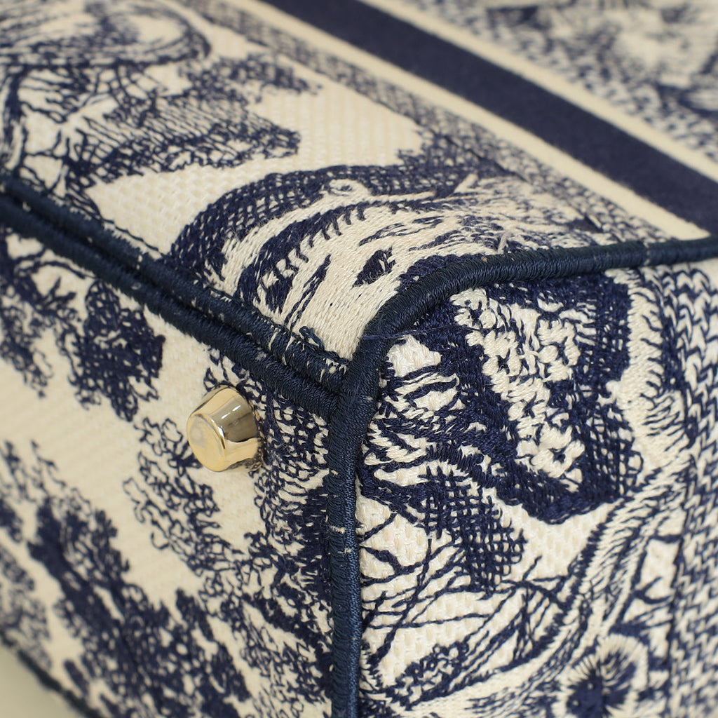 Christian Dior Bicolor Toile De Jouy Lady D-Lite Medium Bag